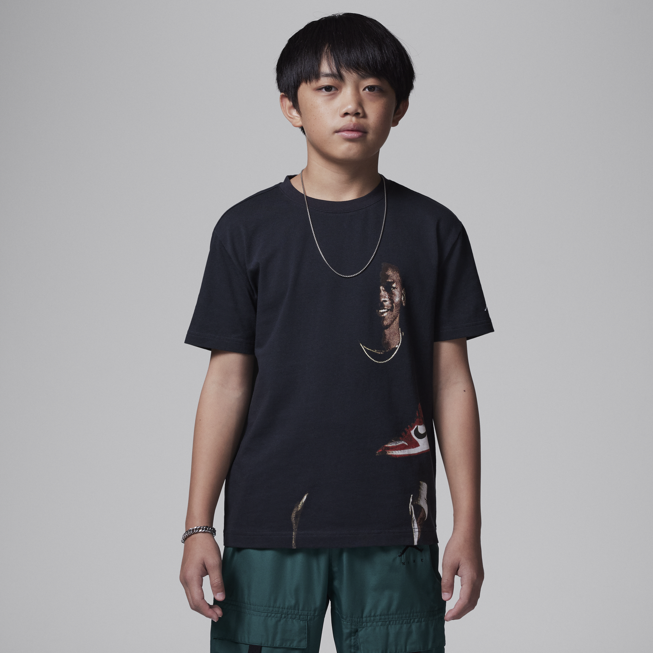 【ナイキ(NIKE)公式ストア】ジョーダン Jデイ ジュニア Tシャツ IB2562-045 ブラック 【ナイキ(NIKE)公式ストア】ジョーダン Jデイ ジュニア Tシャツ IB2562-045 ブラック