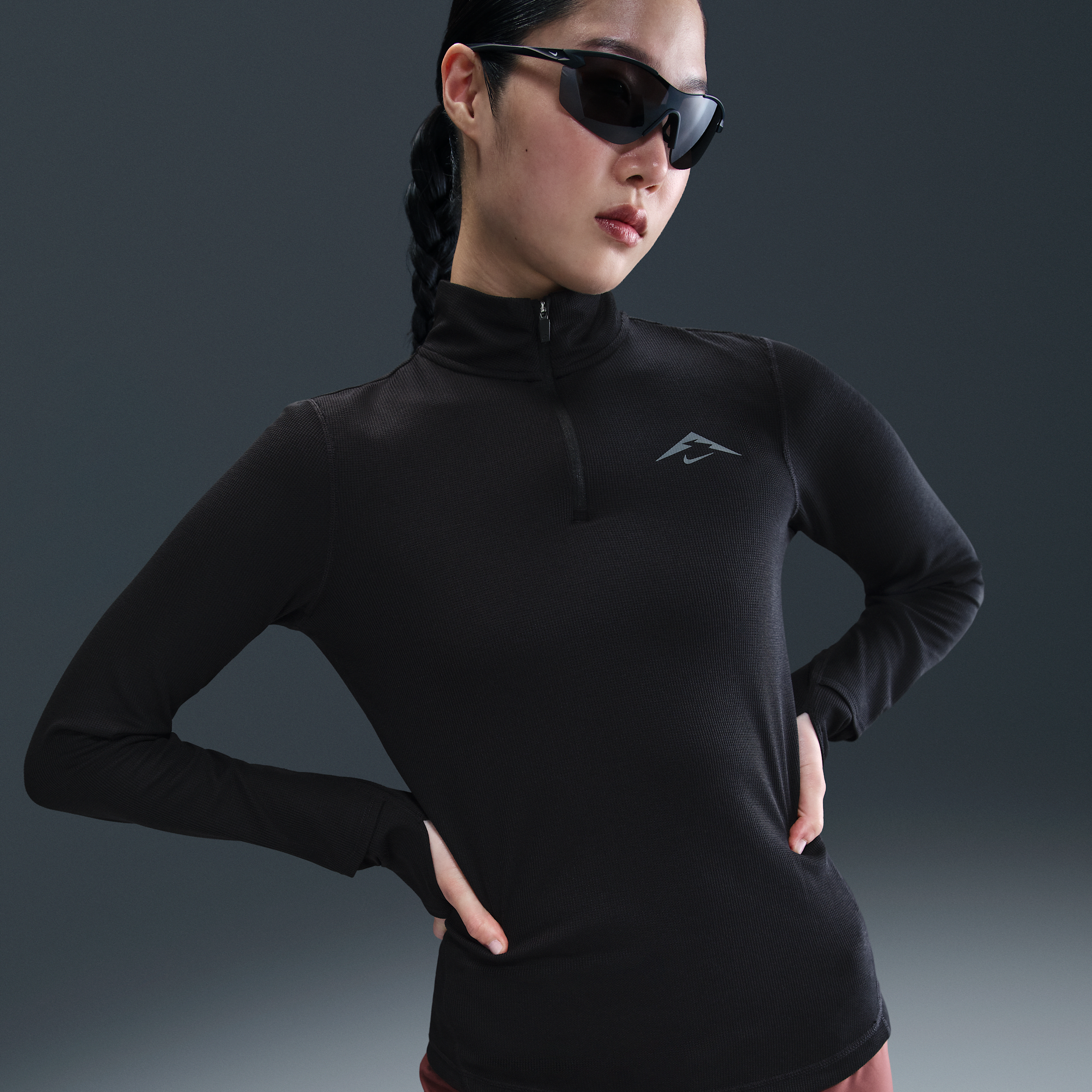 【ナイキ(NIKE)公式ストア】ナイキ トレイル ウィメンズ Dri-FIT 1/4ジップ ランニング ミッドレイヤー トップ HJ2249-010 ブラック 【ナイキ(NIKE)公式ストア】ナイキ トレイル ウィメンズ Dri-FIT 1/4ジップ ランニング ミッドレイヤー トップ HJ2249-010 ブラック