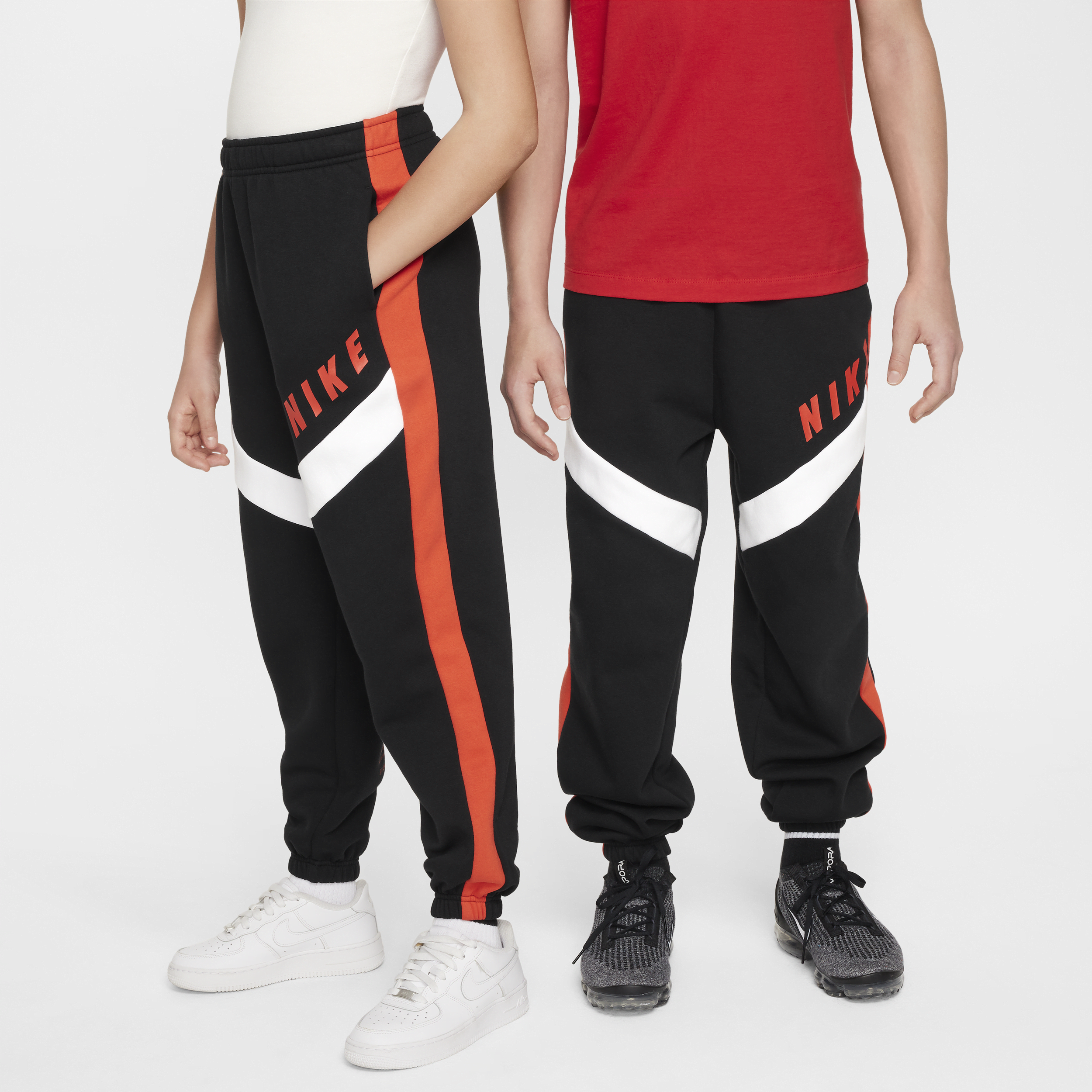Oversized Nike Sportswear-joggers i fleece til større børn (piger) - sort