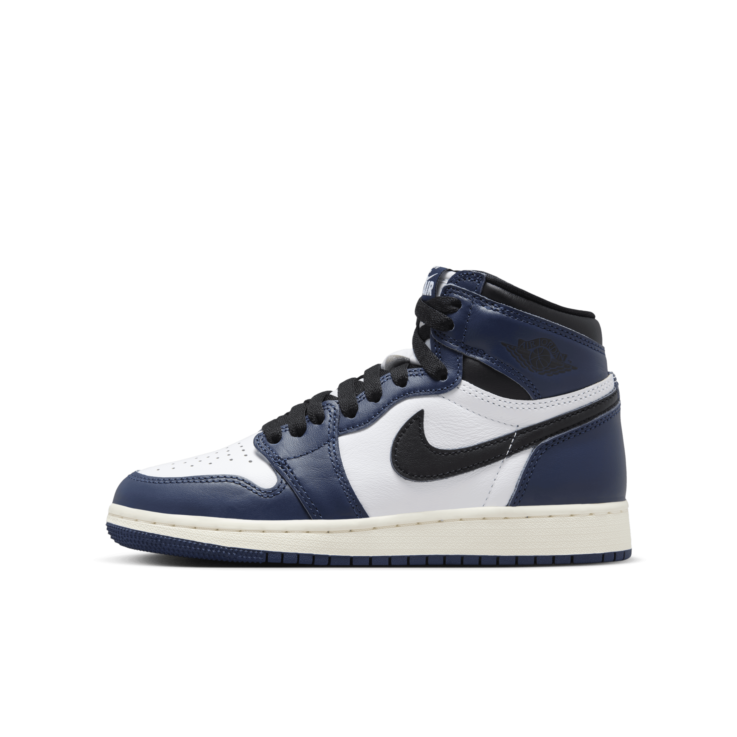 【ナイキ(NIKE)公式ストア】エア ジョーダン 1 HIGH OG "Midnight Navy" ジュニアシューズ FD1437-401 ブルー 【ナイキ(NIKE)公式ストア】エア ジョーダン 1 HIGH OG "Midnight Navy" ジュニアシューズ FD1437-401 ブルー
