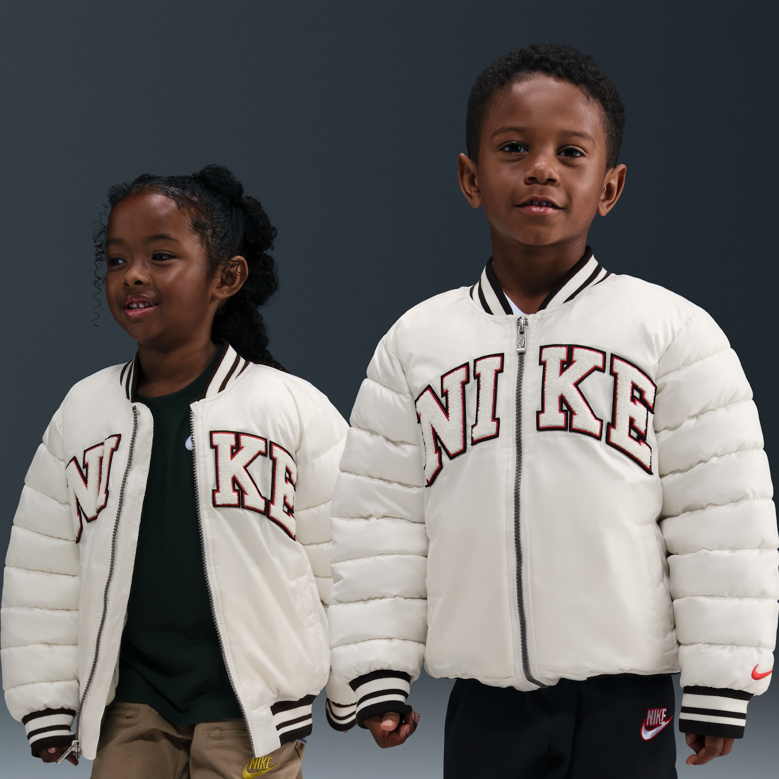 【ナイキ(NIKE)公式ストア】ナイキ リトルキッズ ベースボール パファー ジャケット IO6058-133 ホワイト 【ナイキ(NIKE)公式ストア】ナイキ リトルキッズ ベースボール パファー ジャケット IO6058-133 ホワイト