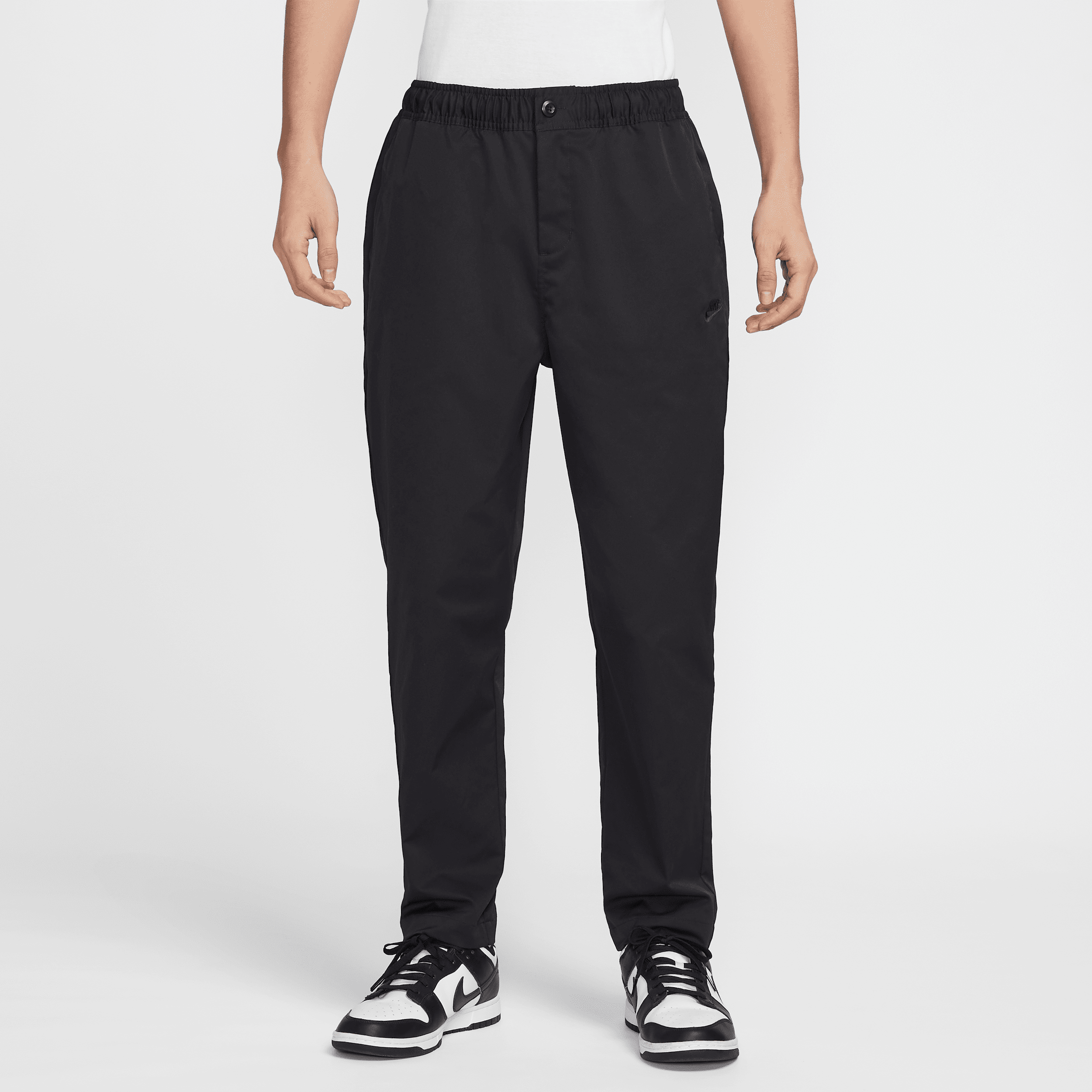 【ナイキ(NIKE)公式ストア】ナイキ クラブ メンズ ウーブン テーパード パンツ HJ1998-010 ブラック 【ナイキ(NIKE)公式ストア】ナイキ クラブ メンズ ウーブン テーパード パンツ HJ1998-010 ブラック