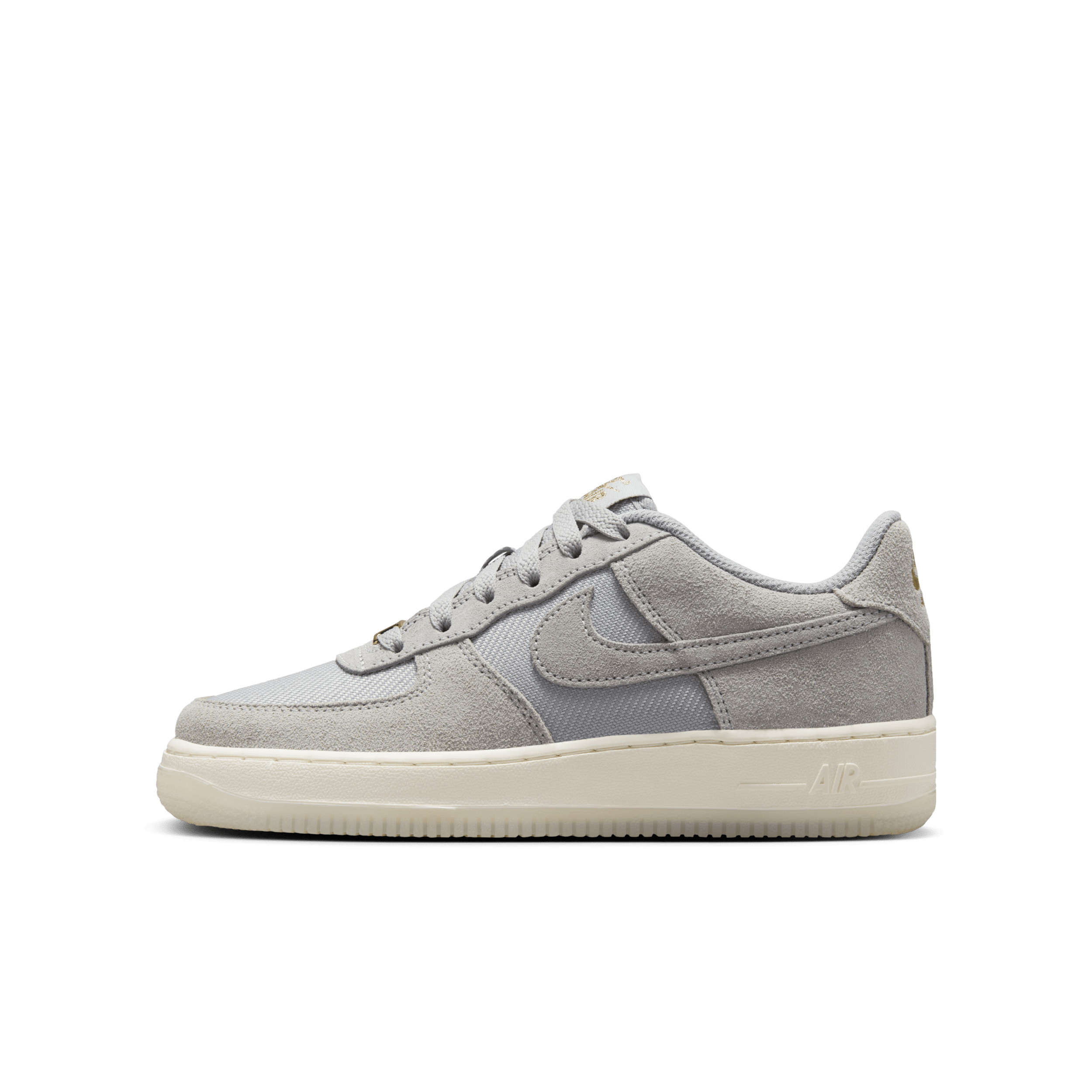 【ナイキ(NIKE)公式ストア】ナイキ エア フォース 1 LV8 ジュニアシューズ FZ1022-001 グレー 【ナイキ(NIKE)公式ストア】ナイキ エア フォース 1 LV8 ジュニアシューズ FZ1022-001 グレー