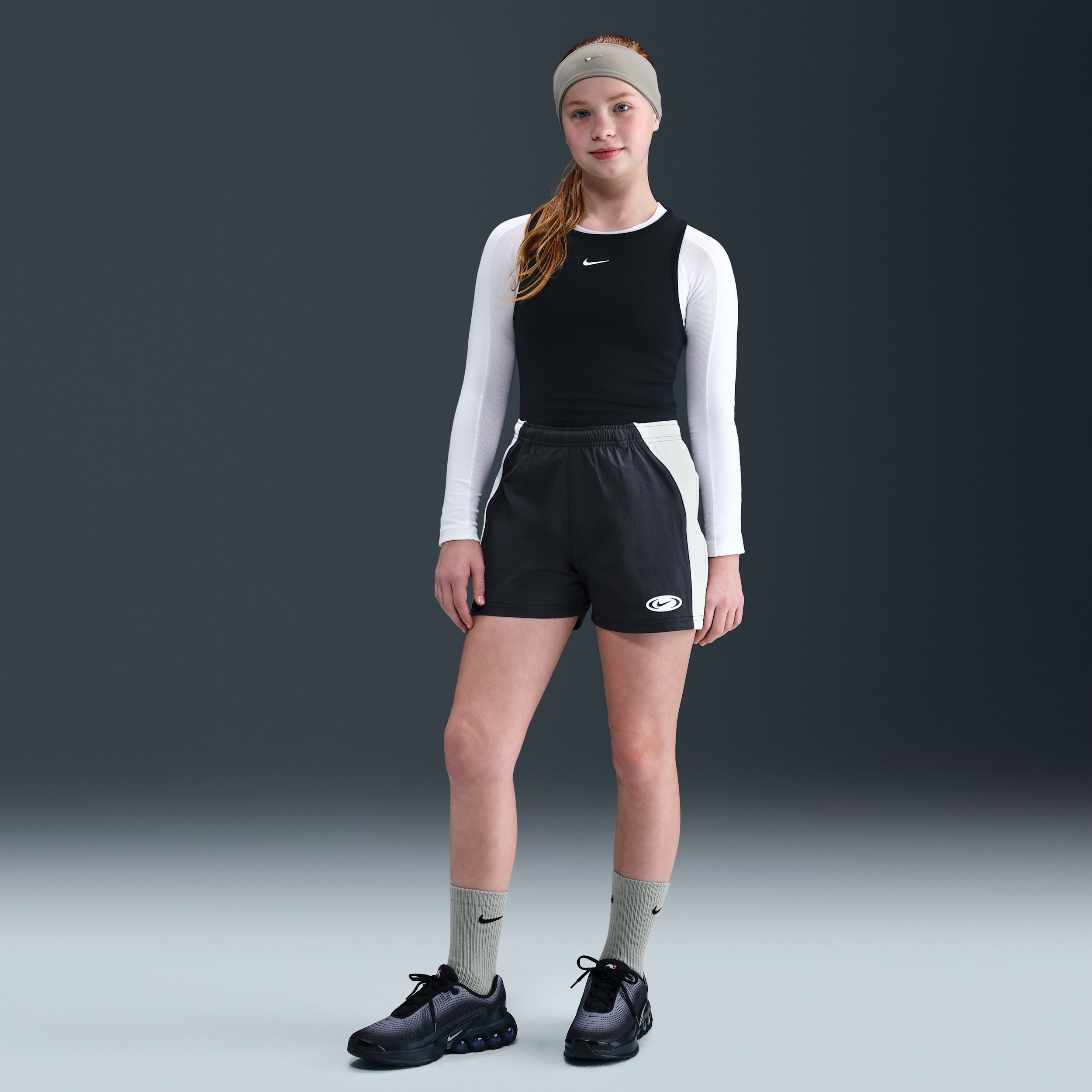 【ナイキ(NIKE)公式ストア】ナイキ スポーツウェア ガールズ ウーブン ショートパンツ HV3595-010 ブラック 【ナイキ(NIKE)公式ストア】ナイキ スポーツウェア ガールズ ウーブン ショートパンツ HV3595-010 ブラック