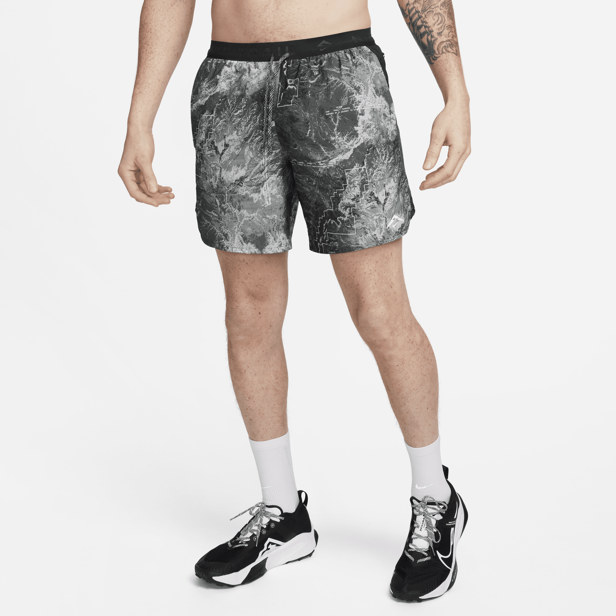 Nike Stride Dri-FIT hardloopshorts met binnenbroek voor heren (18 cm) - Grijs