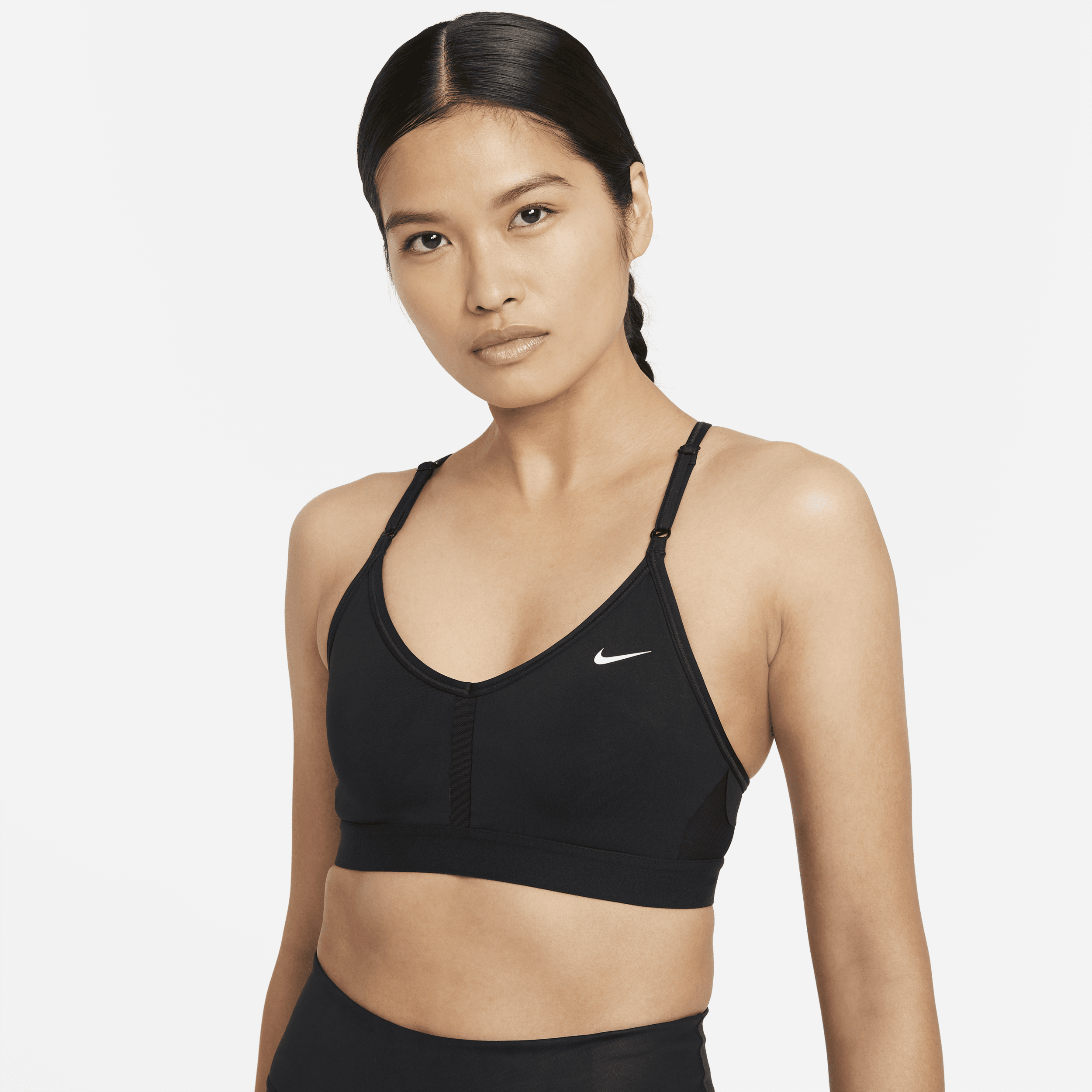 【ナイキ(NIKE)公式ストア】ナイキ インディ ウィメンズ ライトサポート パッディド Vネック スポーツブラ CZ4457-010 ブラック 【ナイキ(NIKE)公式ストア】ナイキ インディ ウィメンズ ライトサポート パッディド Vネック スポーツブラ CZ4457-010 ブラック