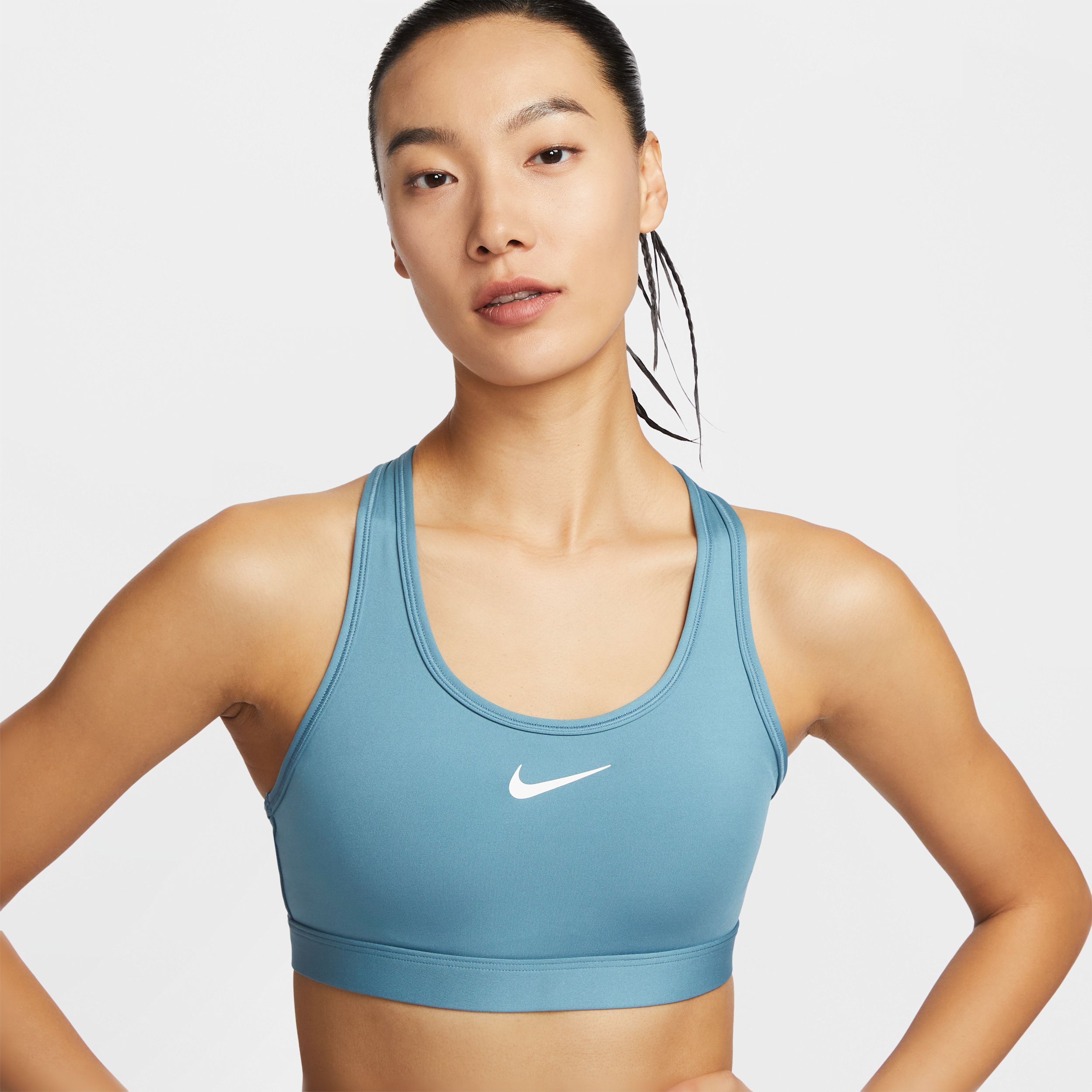 【ナイキ(NIKE)公式ストア】ナイキ スウッシュ ミディアムサポート ウィメンズ パッディド スポーツブラ DX6822-006 ブルー 【ナイキ(NIKE)公式ストア】ナイキ スウッシュ ミディアムサポート ウィメンズ パッディド スポーツブラ DX6822-006 ブルー