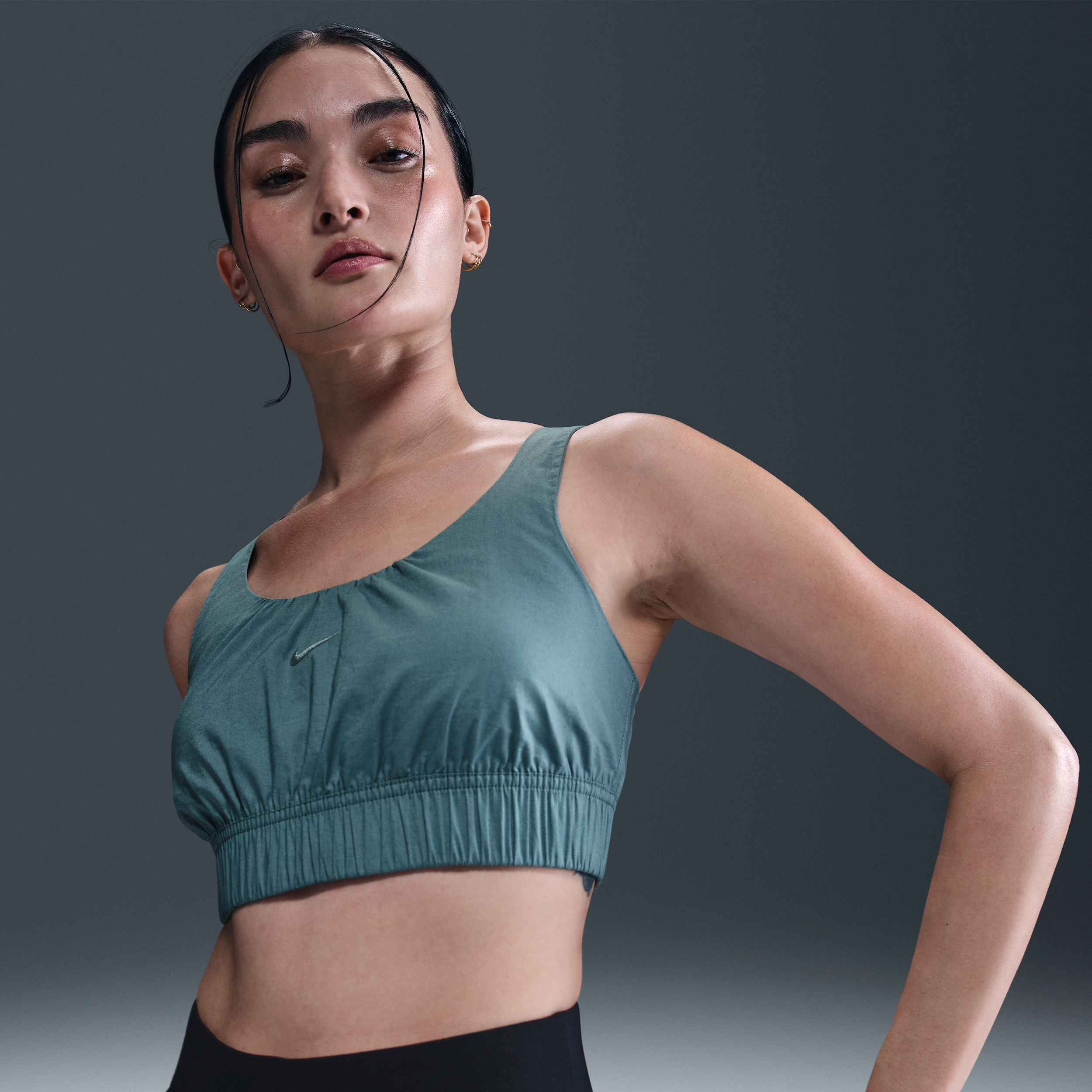 【ナイキ(NIKE)公式ストア】ナイキ スポーツウェア チル ポプリン ウィメンズ スリム クロップド タンクトップ HM6974-006 ブルー 【ナイキ(NIKE)公式ストア】ナイキ スポーツウェア チル ポプリン ウィメンズ スリム クロップド タンクトップ HM6974-006 ブルー