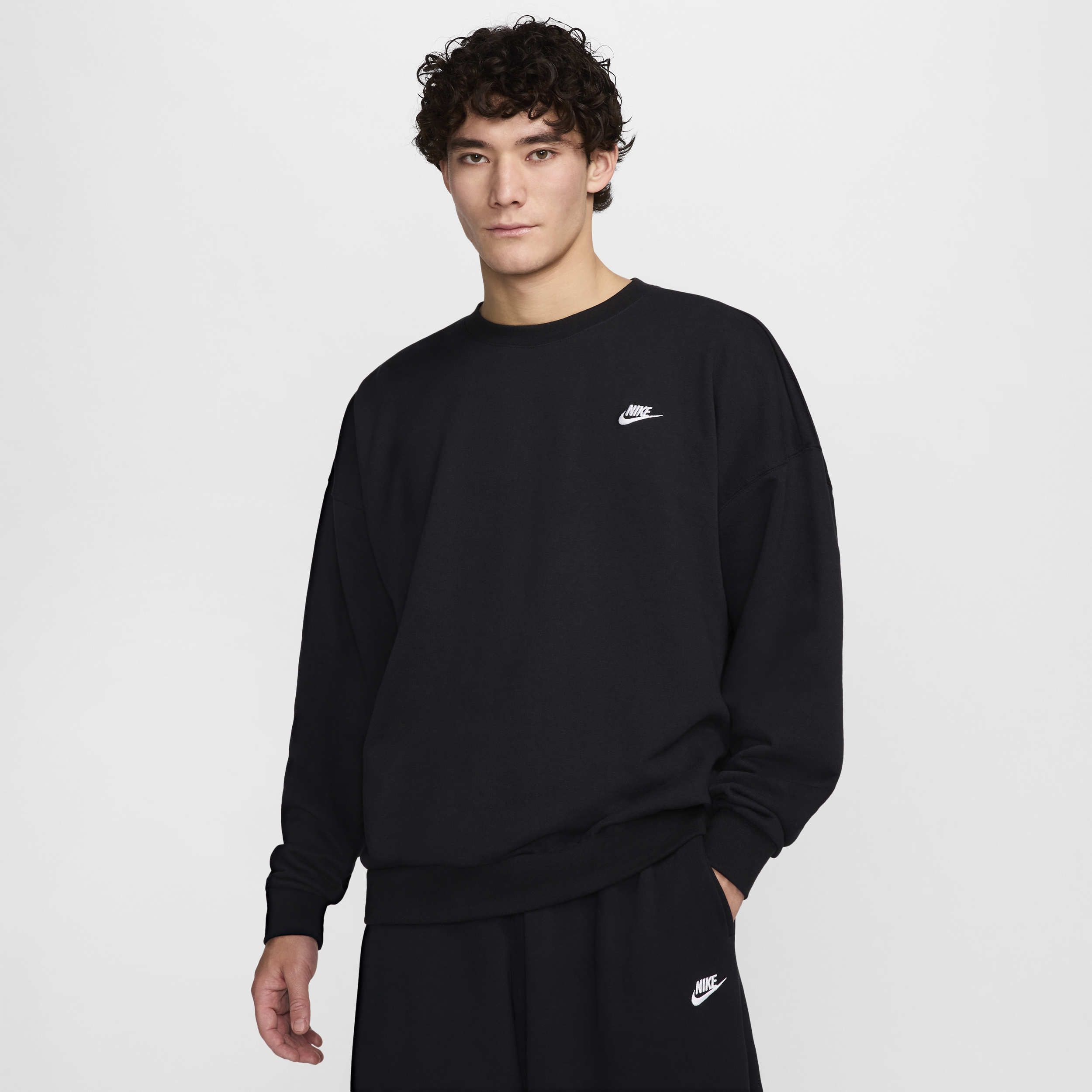 【ナイキ(NIKE)公式ストア】ナイキ クラブ フリース メンズ オーバーサイズド フレンチテリー クルー HJ1820-010 ブラック 【ナイキ(NIKE)公式ストア】ナイキ クラブ フリース メンズ オーバーサイズド フレンチテリー クルー HJ1820-010 ブラック