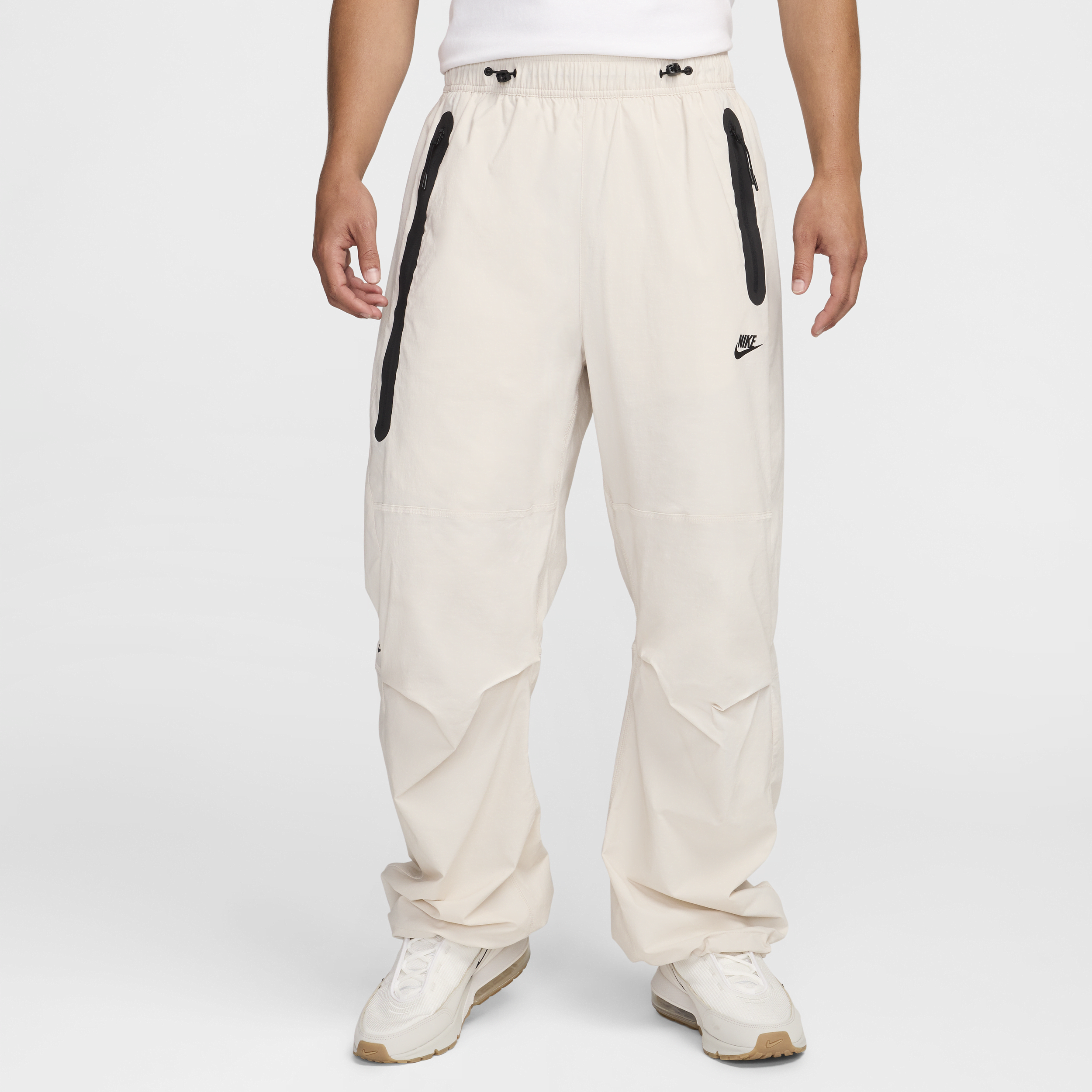 【ナイキ(NIKE)公式ストア】ナイキ テック メンズ ウーブン オープンヘム パンツ HM7159-104 ブラウン 【ナイキ(NIKE)公式ストア】ナイキ テック メンズ ウーブン オープンヘム パンツ HM7159-104 ブラウン