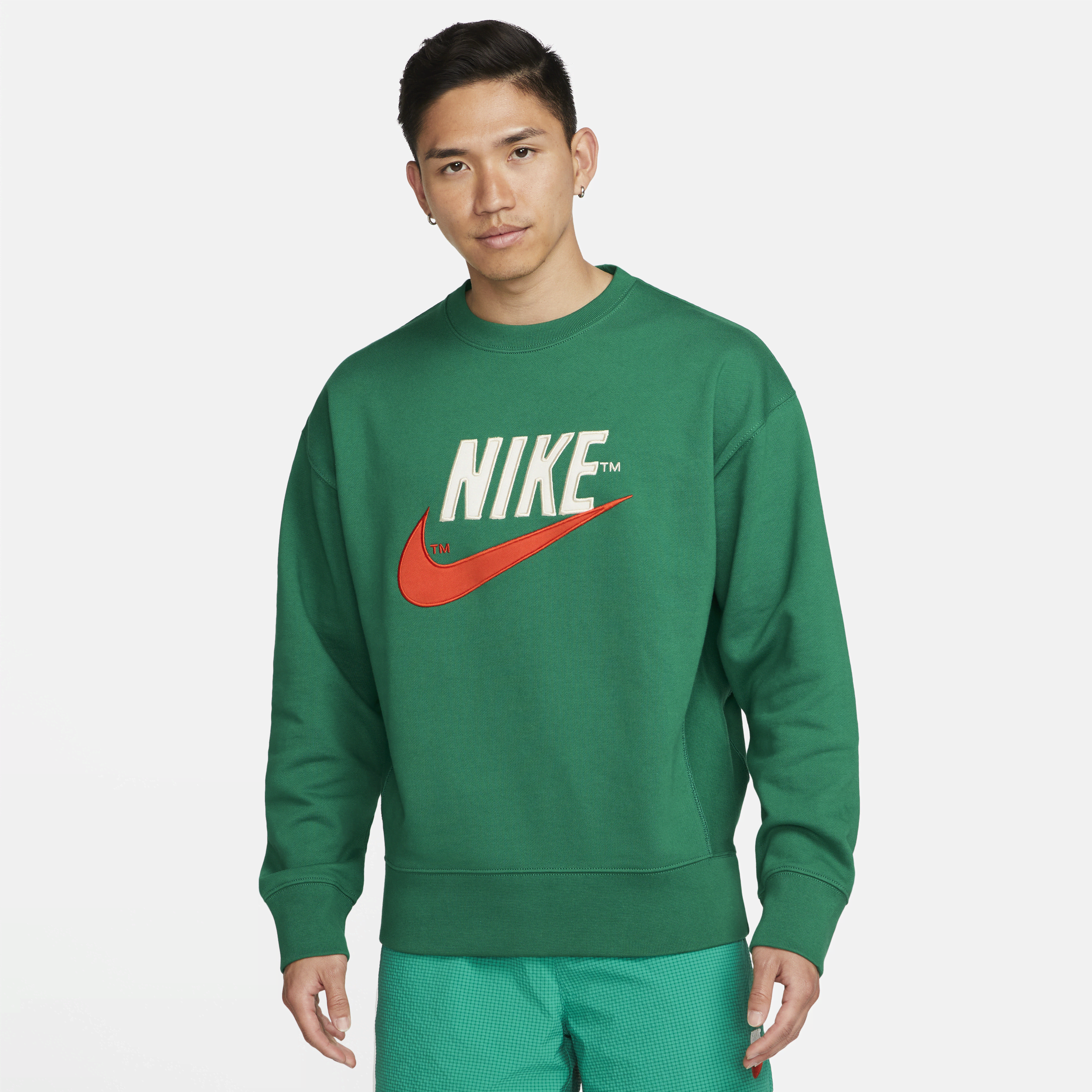 【ナイキ(NIKE)公式ストア】ナイキ スポーツウェア メンズ フレンチ テリー クルー DO8892-365 グリーン 【ナイキ(NIKE)公式ストア】ナイキ スポーツウェア メンズ フレンチ テリー クルー DO8892-365 グリーン