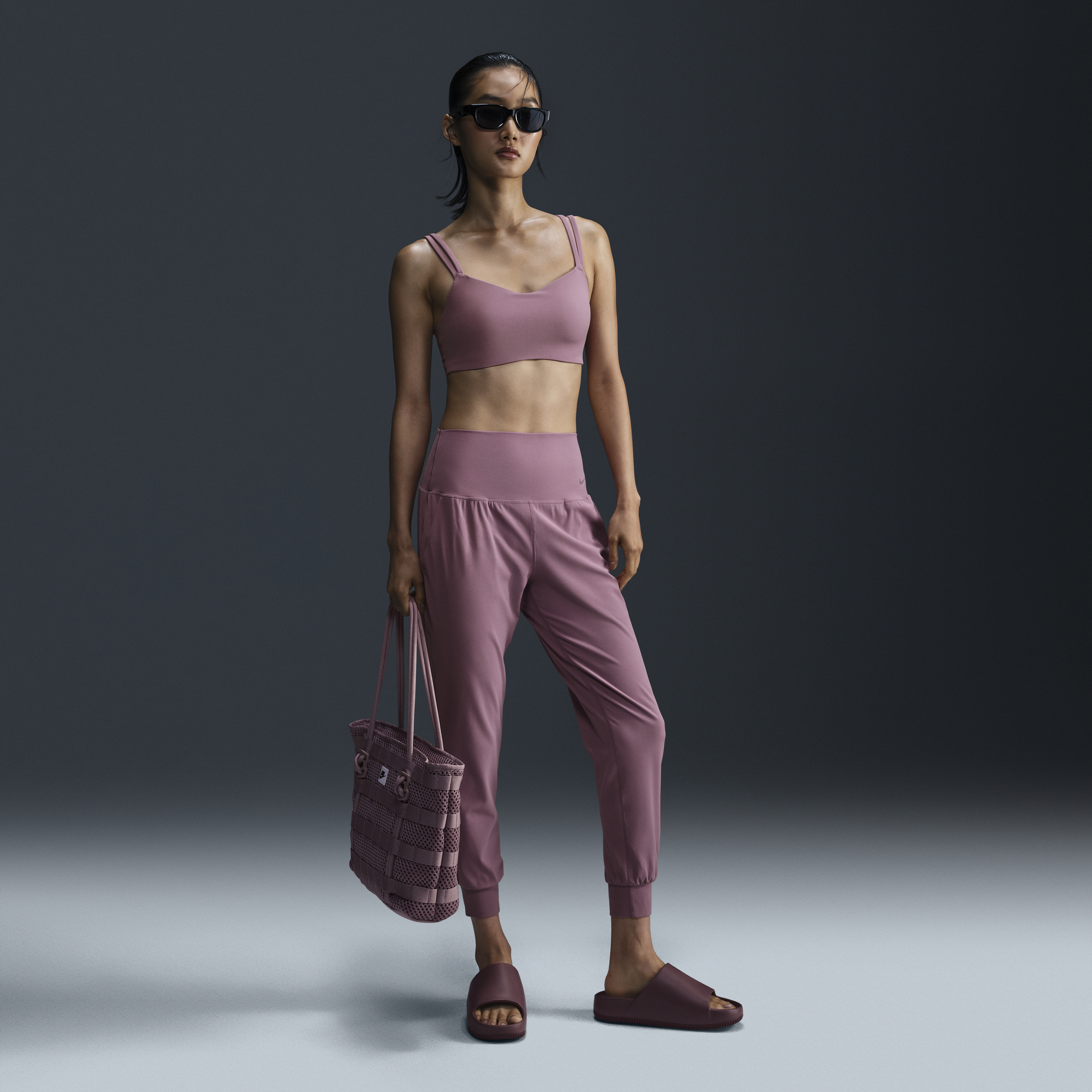 【ナイキ(NIKE)公式ストア】ナイキ ゼンビー ウィメンズ Dri-FIT ハイウエスト ジョガーパンツ FV7925-523 パープル 【ナイキ(NIKE)公式ストア】ナイキ ゼンビー ウィメンズ Dri-FIT ハイウエスト ジョガーパンツ FV7925-523 パープル