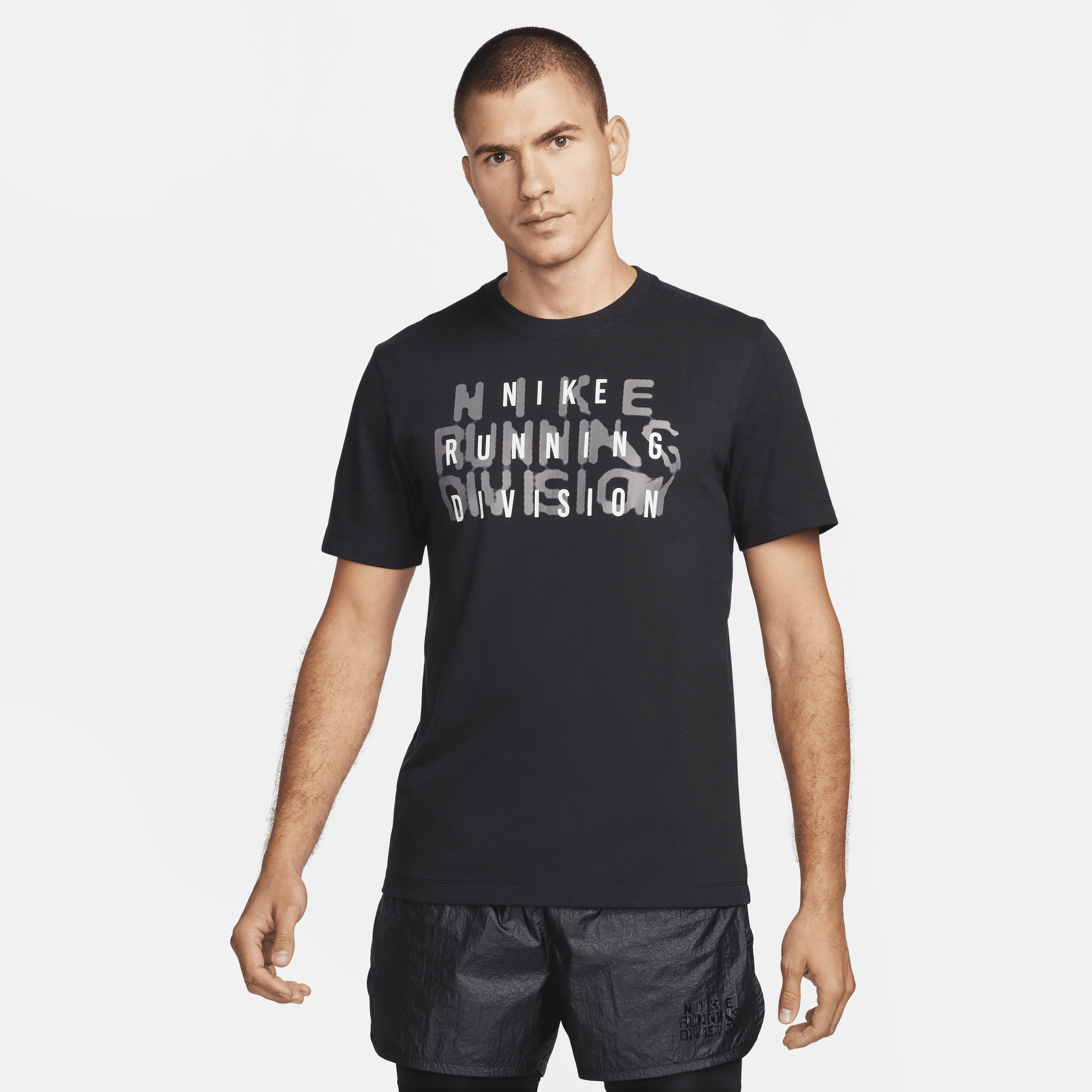 【ナイキ(NIKE)公式ストア】ナイキ Dri-FIT ランニング ディビジョン メンズ Tシャツ FN0830-010 ブラック 【ナイキ(NIKE)公式ストア】ナイキ Dri-FIT ランニング ディビジョン メンズ Tシャツ FN0830-010 ブラック