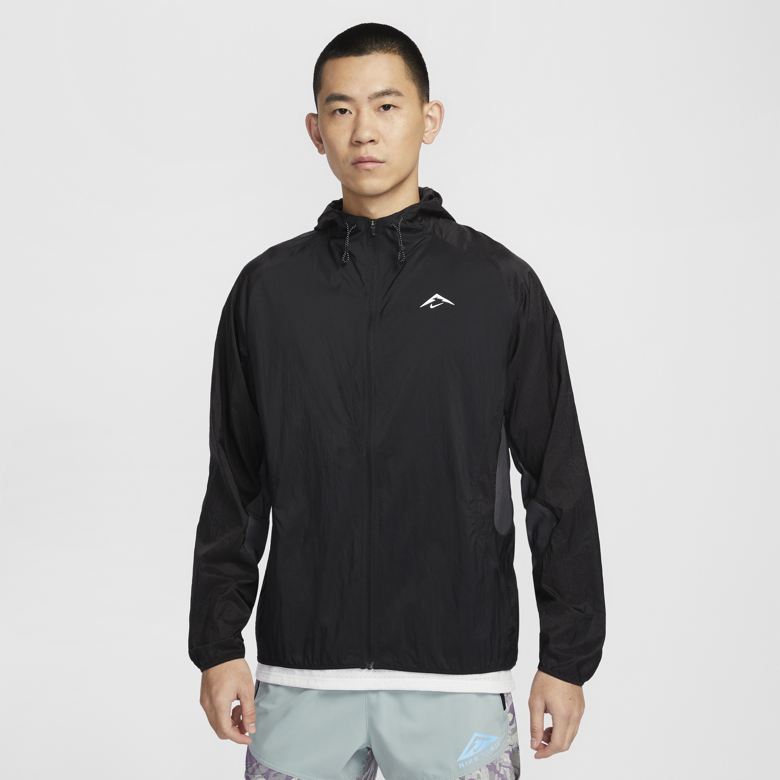 【ナイキ(NIKE)公式ストア】ナイキ トレイル エアリーズ メンズ ランニングジャケット FN4003-010 ブラック 【ナイキ(NIKE)公式ストア】ナイキ トレイル エアリーズ メンズ ランニングジャケット FN4003-010 ブラック