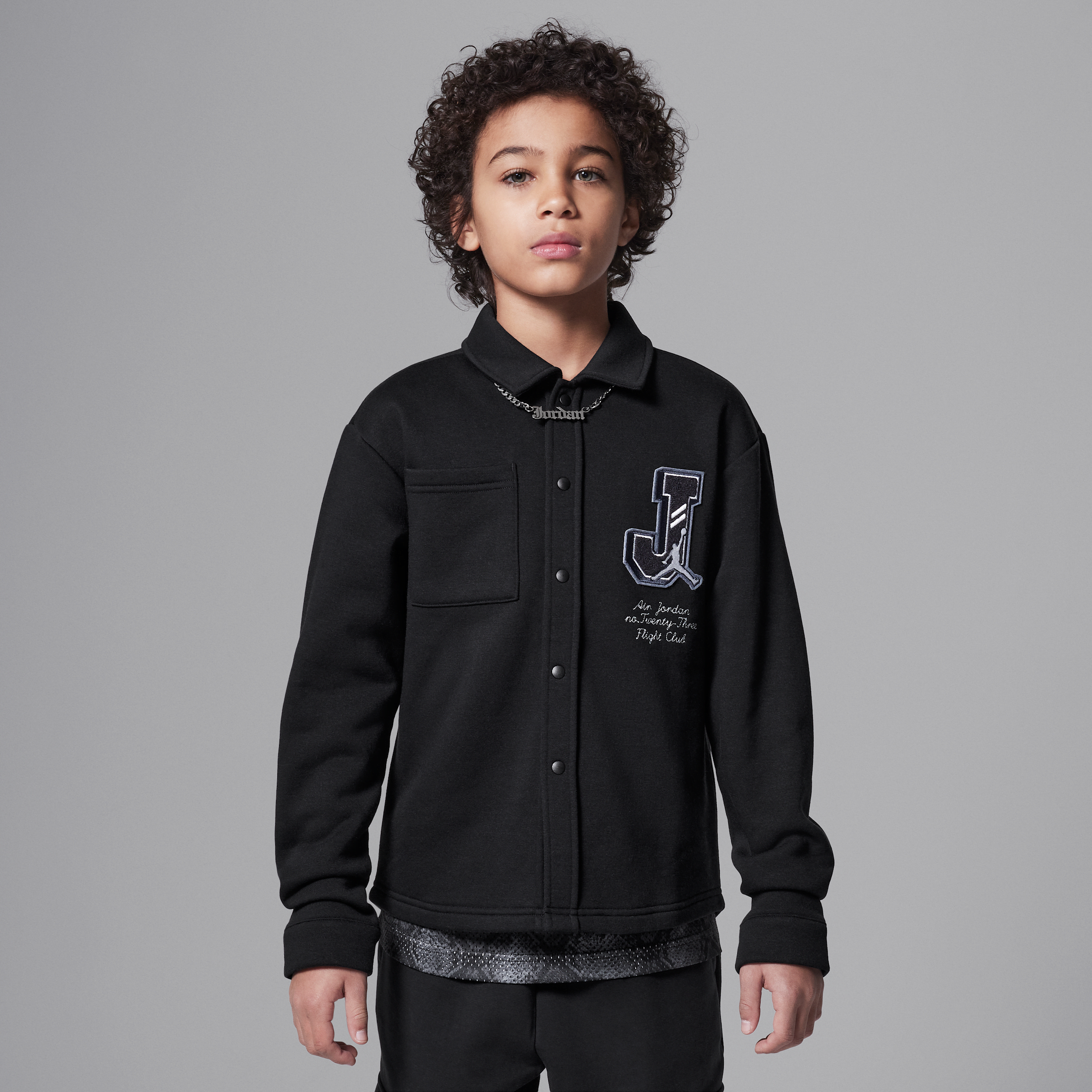 【ナイキ(NIKE)公式ストア】ジョーダン コート オブ レジェンド ジュニア ロングスリーブ ニット トップ IB8396-010 ブラック 【ナイキ(NIKE)公式ストア】ジョーダン コート オブ レジェンド ジュニア ロングスリーブ ニット トップ IB8396-010 ブラック