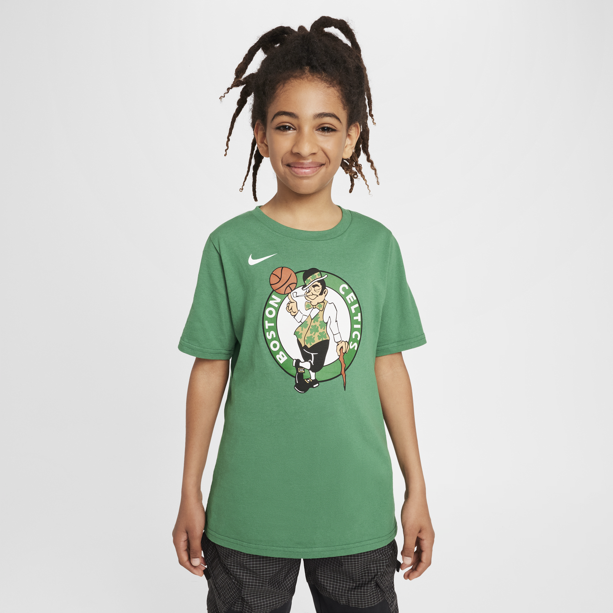 Boston Celtics Essential Nike NBA-shirt met logo voor jongens - Groen