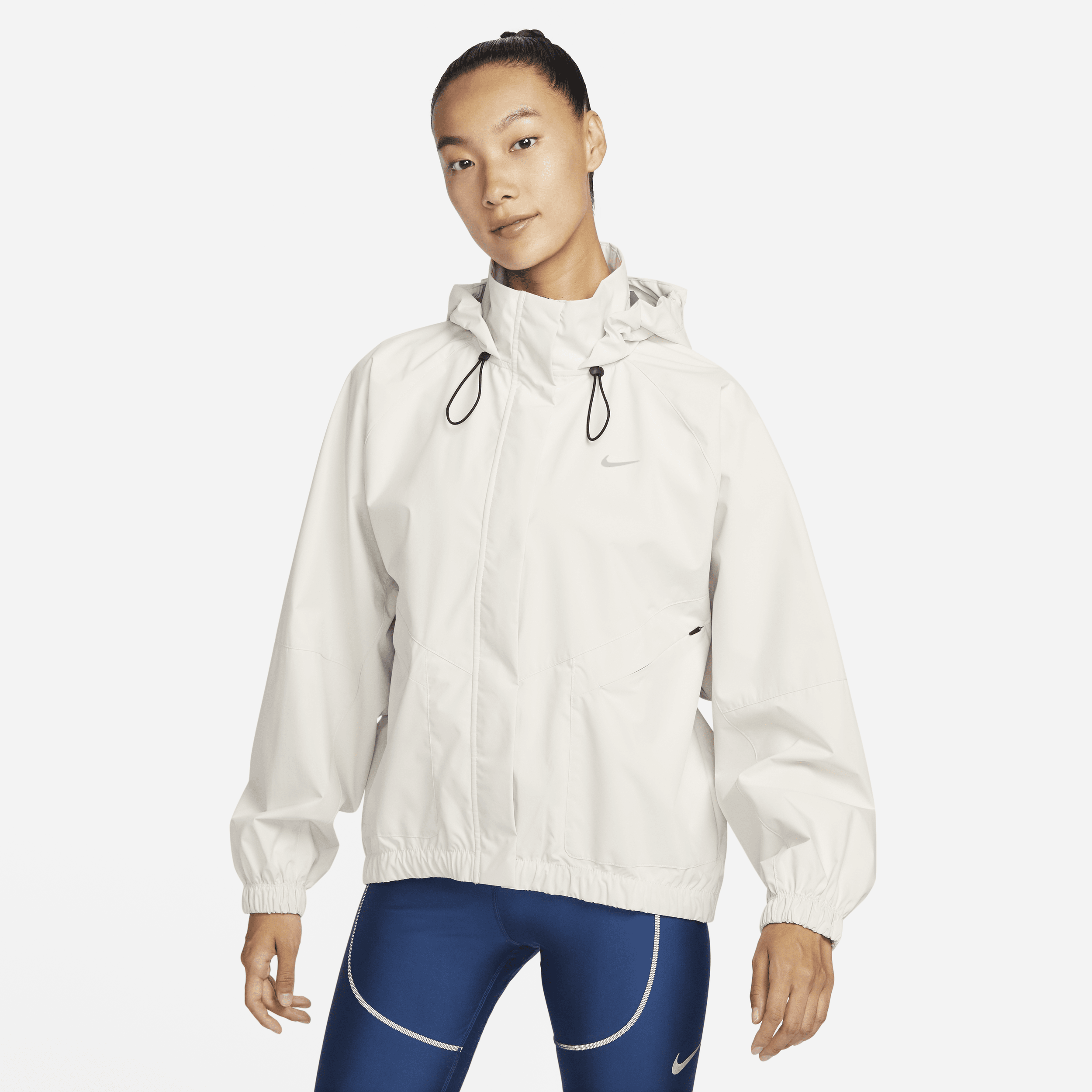 【ナイキ(NIKE)公式ストア】ナイキ Storm-FIT スウィフト ウィメンズ ランニングジャケット FB7493-110 ブラウン 【ナイキ(NIKE)公式ストア】ナイキ Storm-FIT スウィフト ウィメンズ ランニングジャケット FB7493-110 ブラウン
