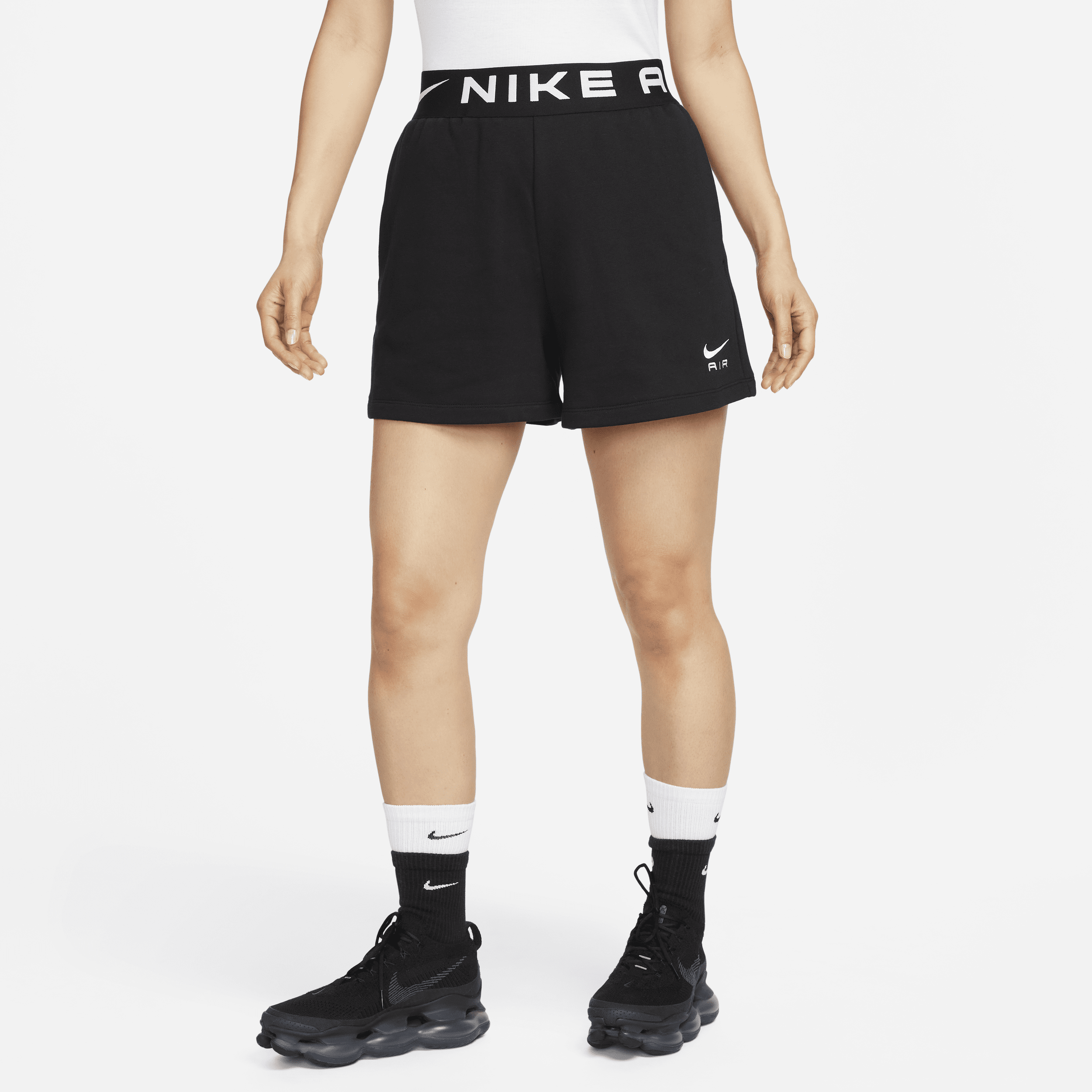【ナイキ(NIKE)公式ストア】ナイキ スポーツウェア エア ウィメンズ ハイライズ フリース ショートパンツ FB8055-010 ブラック 【ナイキ(NIKE)公式ストア】ナイキ スポーツウェア エア ウィメンズ ハイライズ フリース ショートパンツ FB8055-010 ブラック