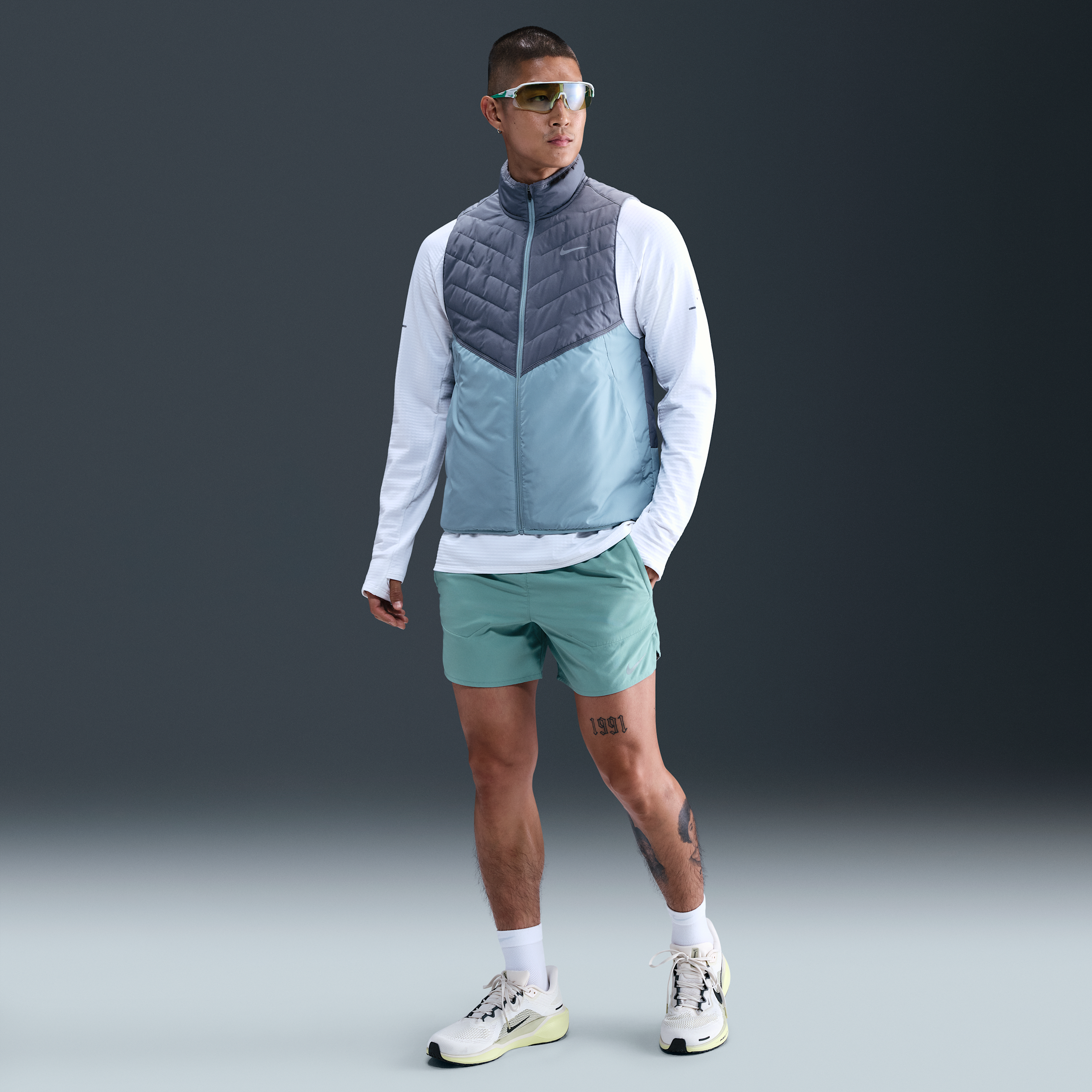 【ナイキ（NIKE）公式ストア】ナイキ Dri-FIT ストライド メンズ 13cm ランニングショートパンツ (インナー付き) DM4756-017 グリーン