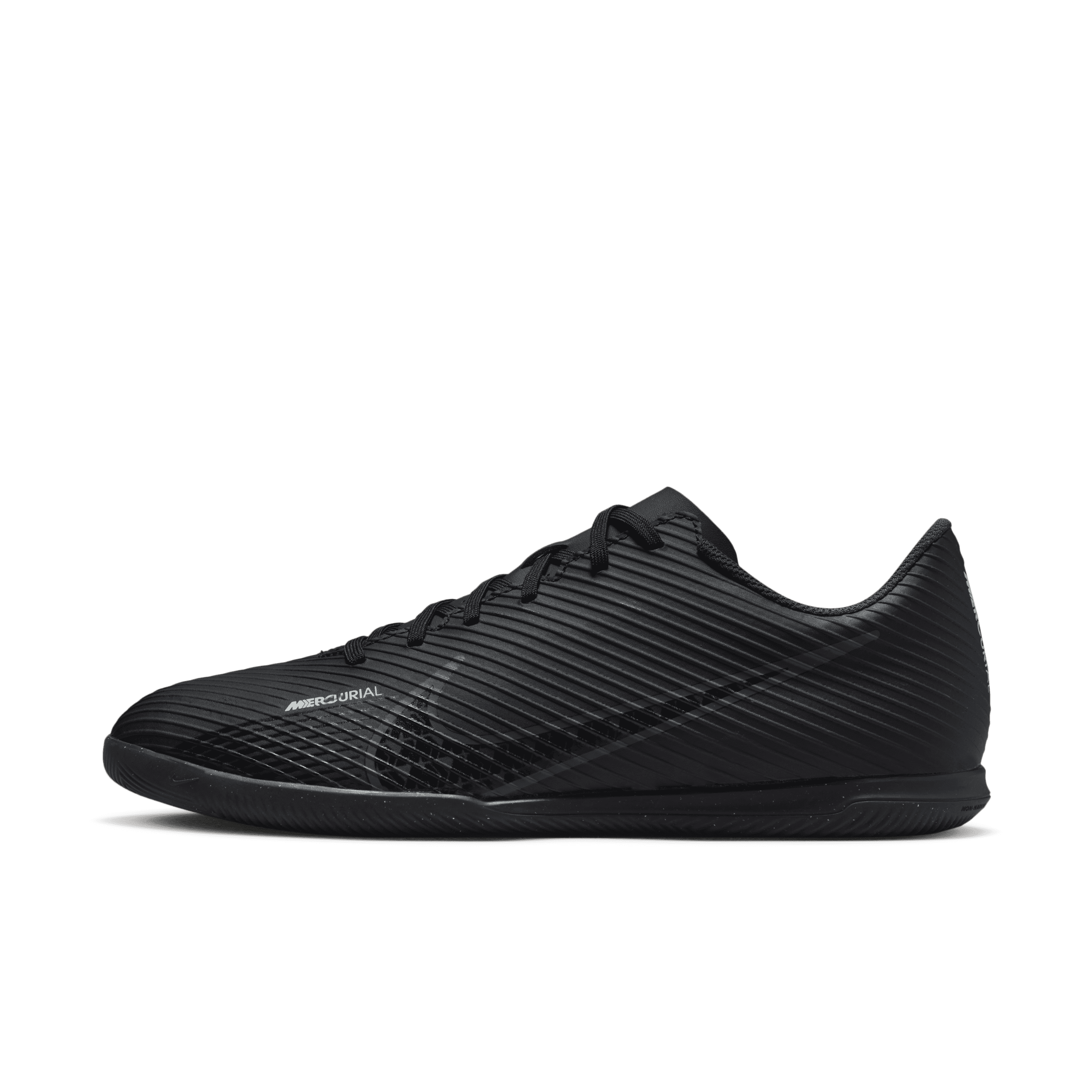 【ナイキ(NIKE)公式ストア】ナイキ マーキュリアル ヴェイパー 15 クラブ インドアコート ローカット サッカーシューズ DJ5969-001 ブラック 【ナイキ(NIKE)公式ストア】ナイキ マーキュリアル ヴェイパー 15 クラブ インドアコート ローカット サッカーシューズ DJ5969-001 ブラック
