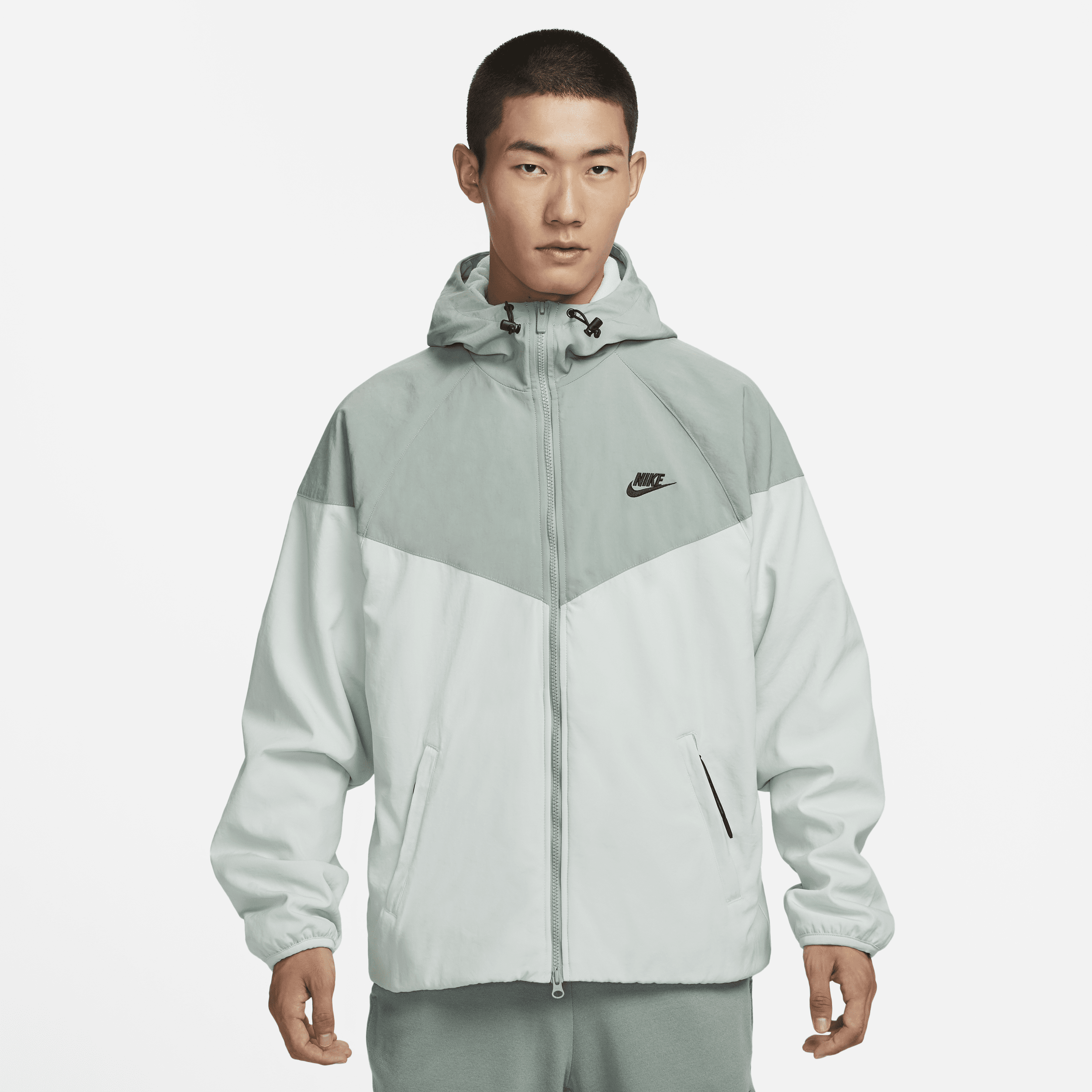 【ナイキ(NIKE)公式ストア】ナイキ スポーツウェア ウィンドランナー メンズ ルーズ フーデッド ジャケット FB8619-330 グレー 【ナイキ(NIKE)公式ストア】ナイキ スポーツウェア ウィンドランナー メンズ ルーズ フーデッド ジャケット FB8619-330 グレー
