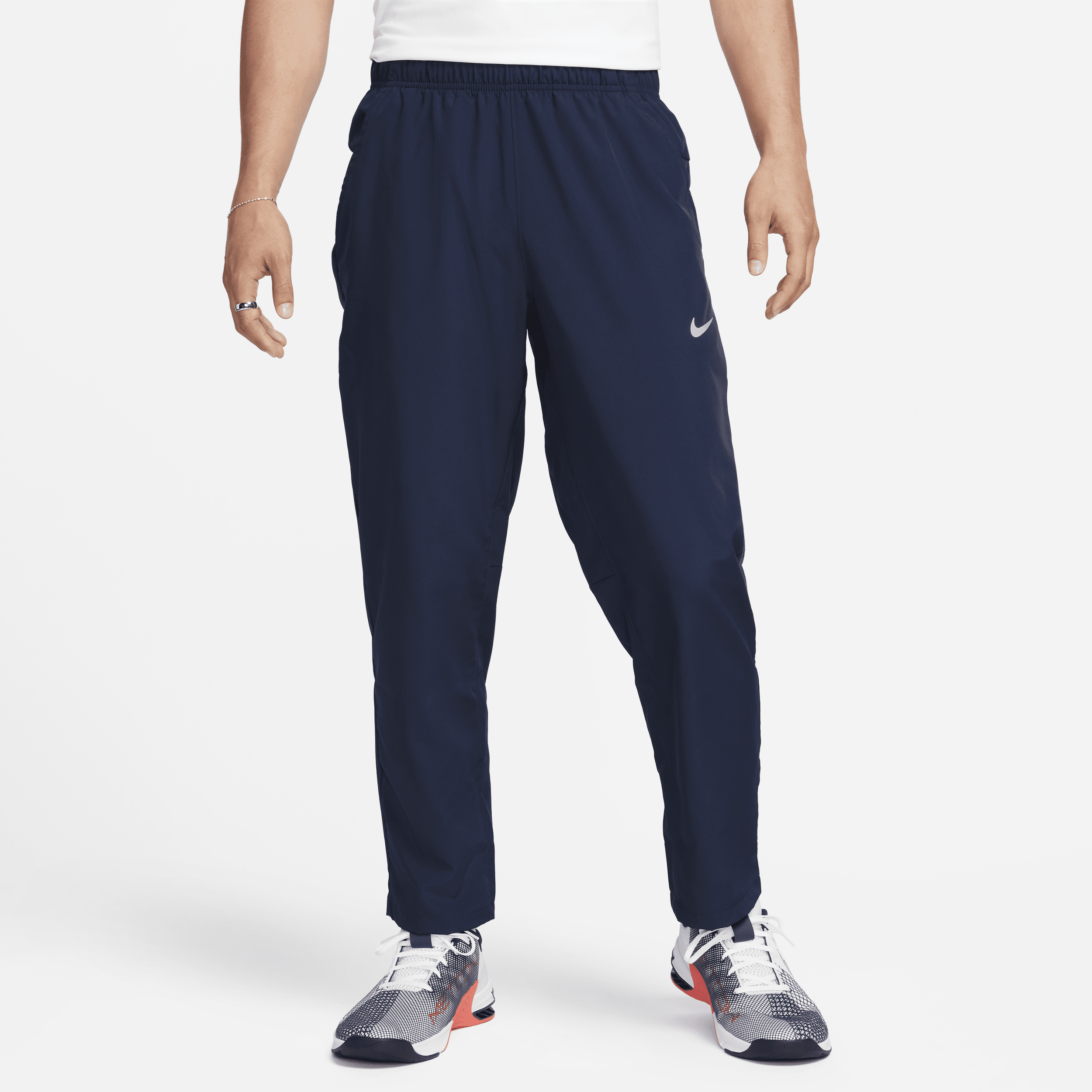 【ナイキ(NIKE)公式ストア】ナイキ フォーム メンズ Dri-FIT オープンヘム バーサタイル パンツ FB7491-451 ブルー 【ナイキ(NIKE)公式ストア】ナイキ フォーム メンズ Dri-FIT オープンヘム バーサタイル パンツ FB7491-451 ブルー