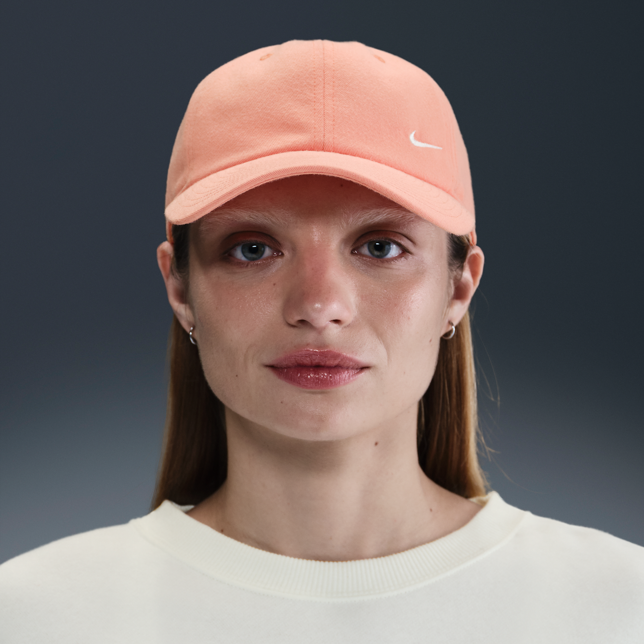 【ナイキ(NIKE)公式ストア】ナイキ クラブ アンストラクチャード キャップ FZ5698-844 オレンジ 【ナイキ(NIKE)公式ストア】ナイキ クラブ アンストラクチャード キャップ FZ5698-844 オレンジ