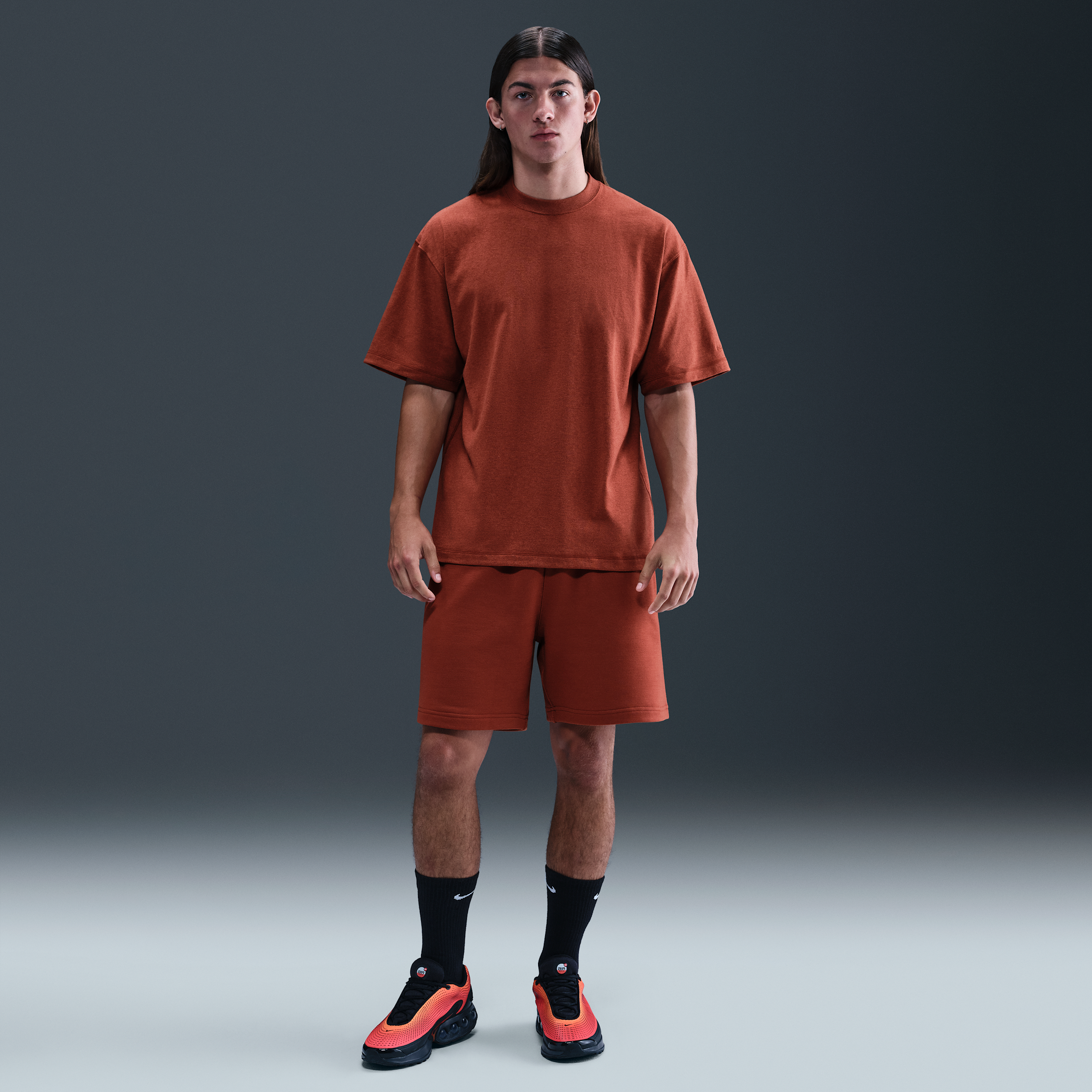 【ナイキ(NIKE)公式ストア】ナイキ ウール クラシックス フリース ショートパンツ HM9445-641 レッド 【ナイキ(NIKE)公式ストア】ナイキ ウール クラシックス フリース ショートパンツ HM9445-641 レッド