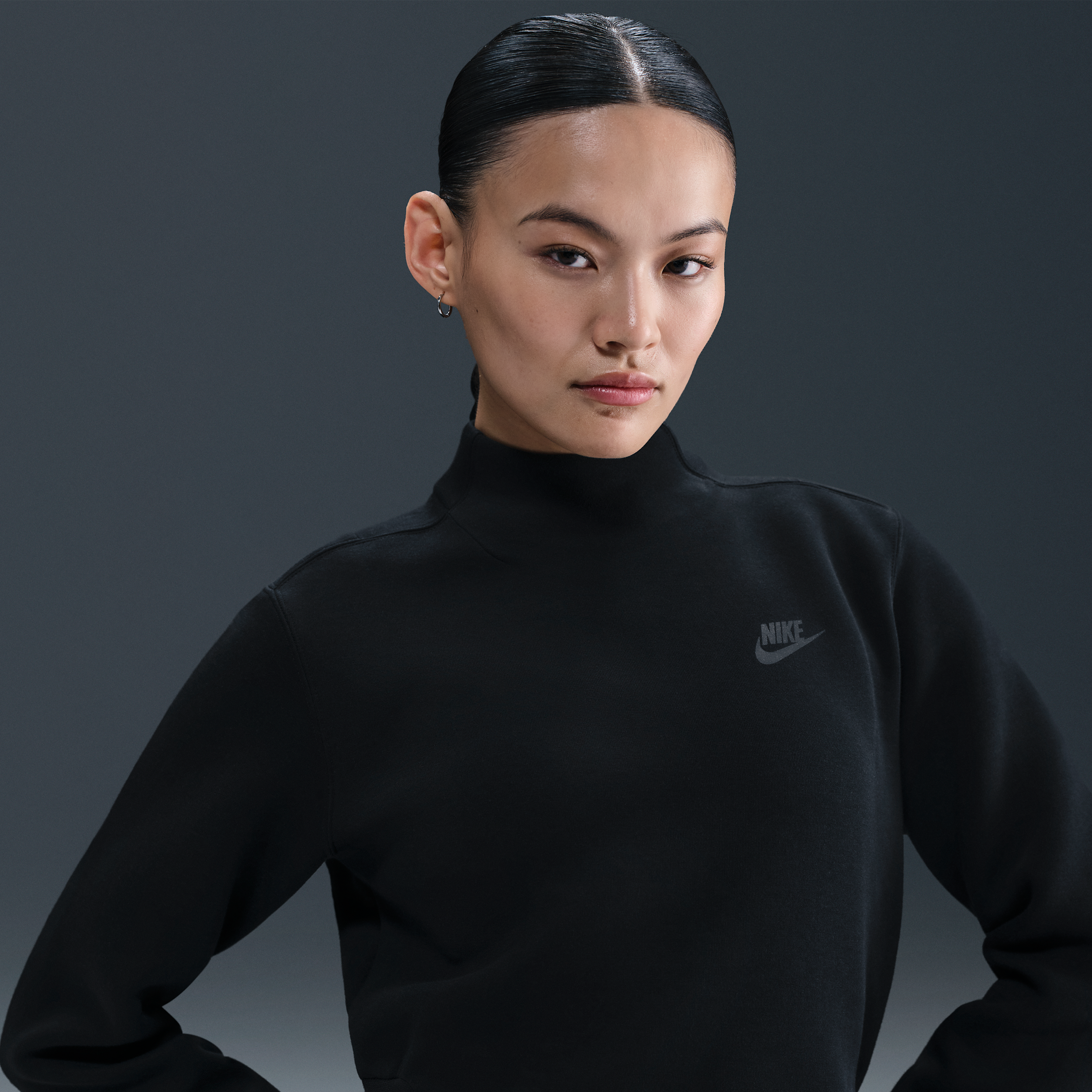 【ナイキ(NIKE)公式ストア】ナイキ テック ウィメンズ フリース クルー HV2797-010 ブラック 【ナイキ(NIKE)公式ストア】ナイキ テック ウィメンズ フリース クルー HV2797-010 ブラック