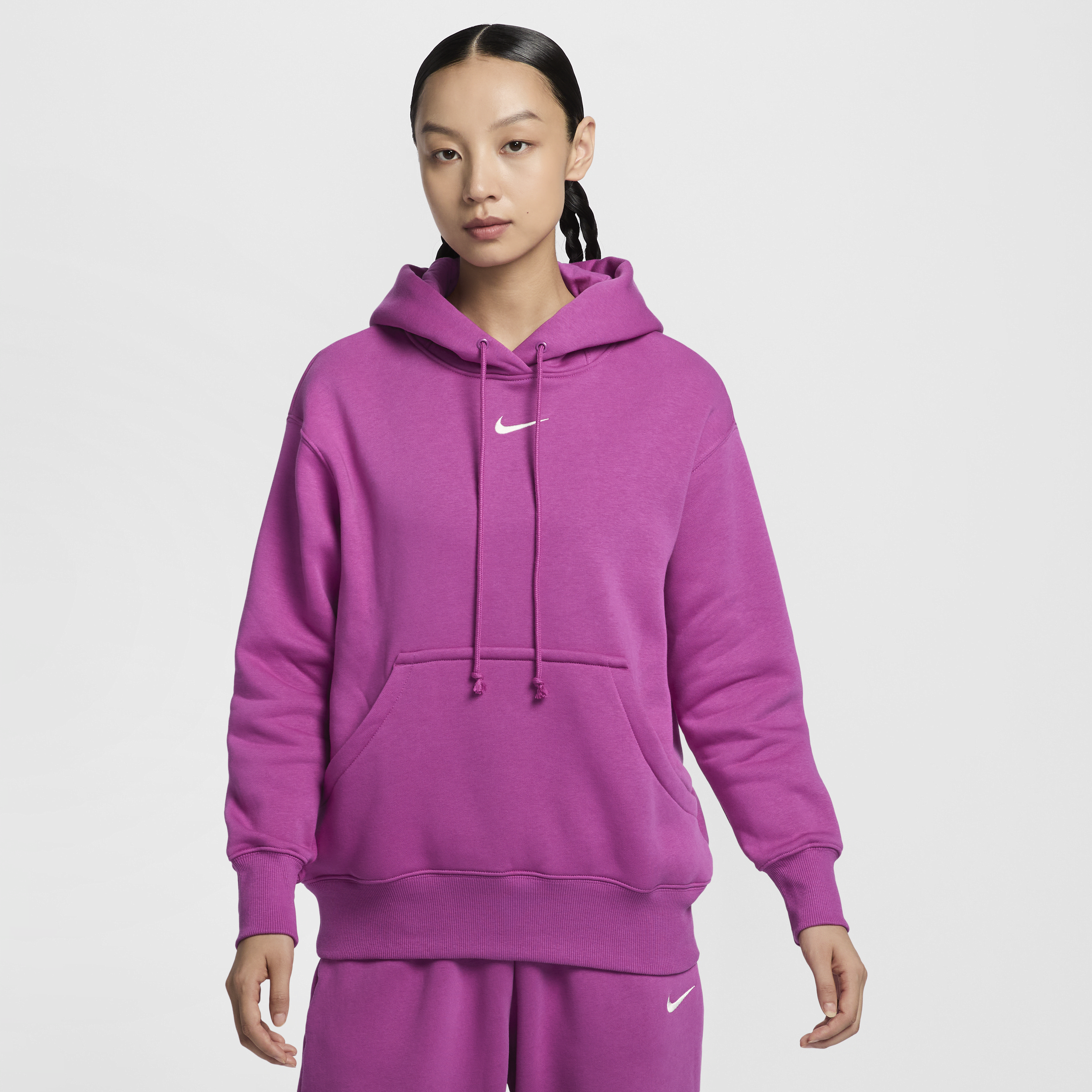 【ナイキ(NIKE)公式ストア】ナイキ スポーツウェア フェニックス フリース ウィメンズ オーバーサイズド プルオーバー パーカー DQ5861-518 パープル 【ナイキ(NIKE)公式ストア】ナイキ スポーツウェア フェニックス フリース ウィメンズ オーバーサイズド プルオーバー パーカー DQ5861-518 パープル