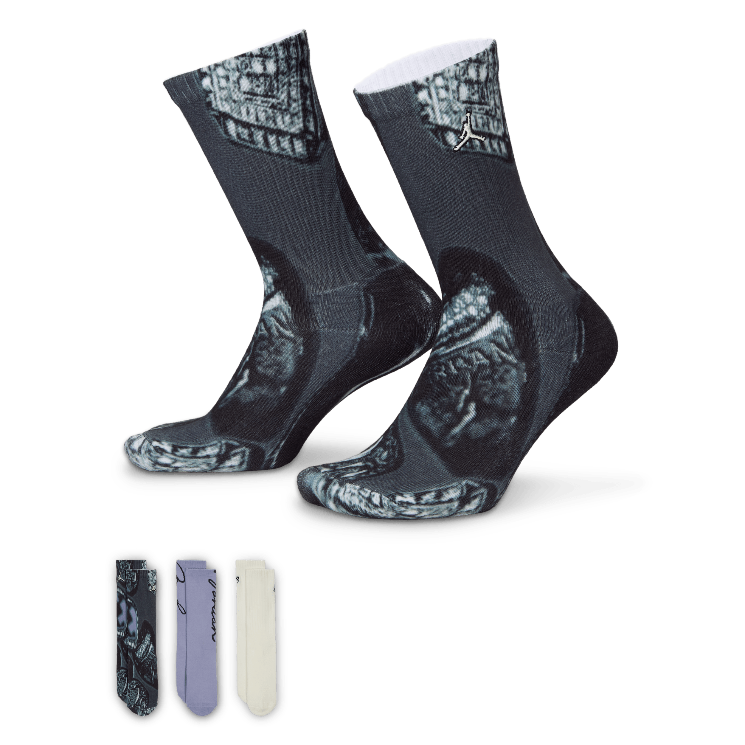 【ナイキ(NIKE)公式ストア】ジョーダン ジュニア MVP リング クルー ソックス (3足) IB9343-045 ブラック 【ナイキ(NIKE)公式ストア】ジョーダン ジュニア MVP リング クルー ソックス (3足) IB9343-045 ブラック