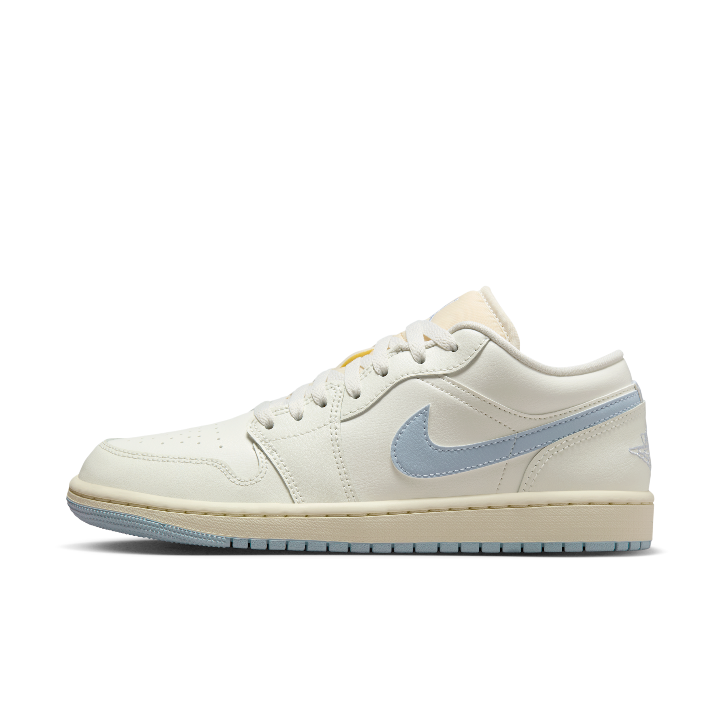 【ナイキ(NIKE)公式ストア】エア ジョーダン 1 LOW ウィメンズシューズ DC0774-106 ホワイト 【ナイキ(NIKE)公式ストア】エア ジョーダン 1 LOW ウィメンズシューズ DC0774-106 ホワイト