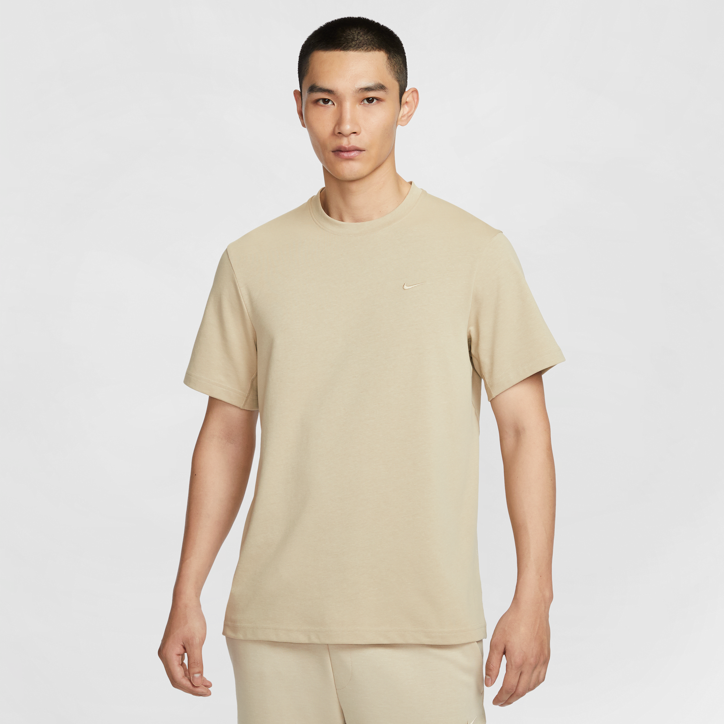 【ナイキ(NIKE)公式ストア】ナイキ Dri-FIT プライマリー メンズ トレーニング Tシャツ DV9832-251 ブラウン 【ナイキ(NIKE)公式ストア】ナイキ Dri-FIT プライマリー メンズ トレーニング Tシャツ DV9832-251 ブラウン
