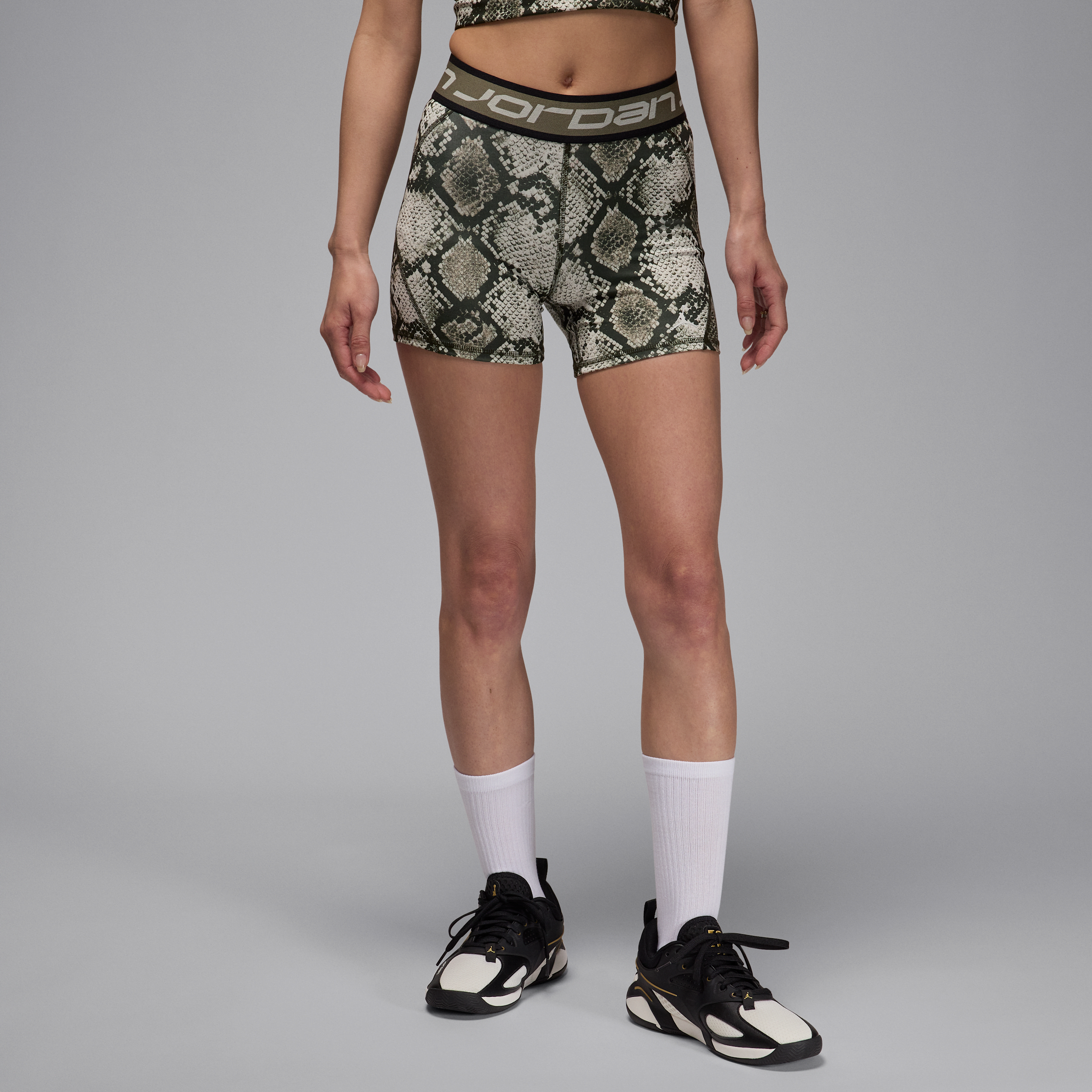 【ナイキ(NIKE)公式ストア】ジョーダン スポーツ ウィメンズショートパンツ HF9487-222 グリーン 【ナイキ(NIKE)公式ストア】ジョーダン スポーツ ウィメンズショートパンツ HF9487-222 グリーン