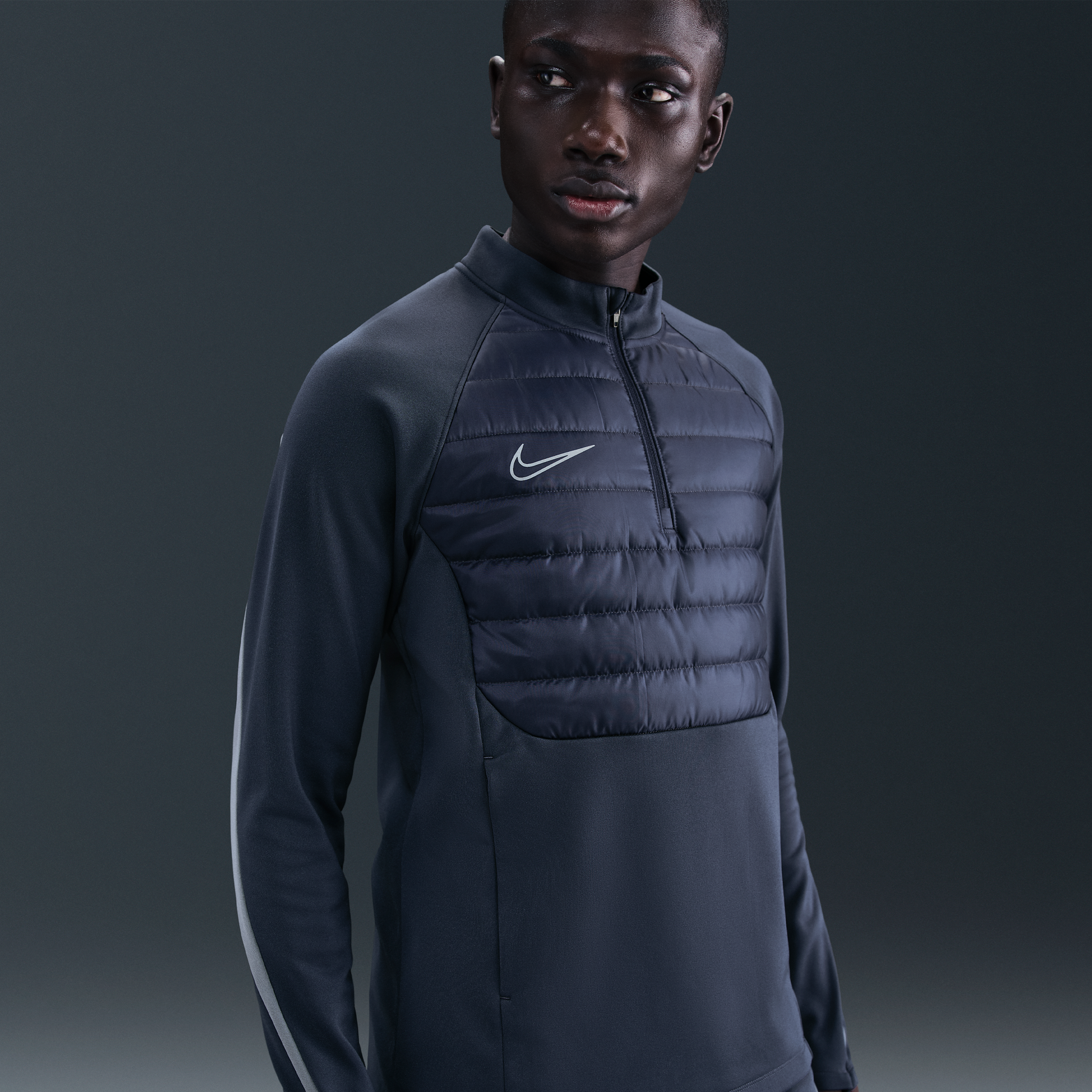 Nike Academy Winter Warrior Men's Therma-FIT 1/2-Zip Football Top