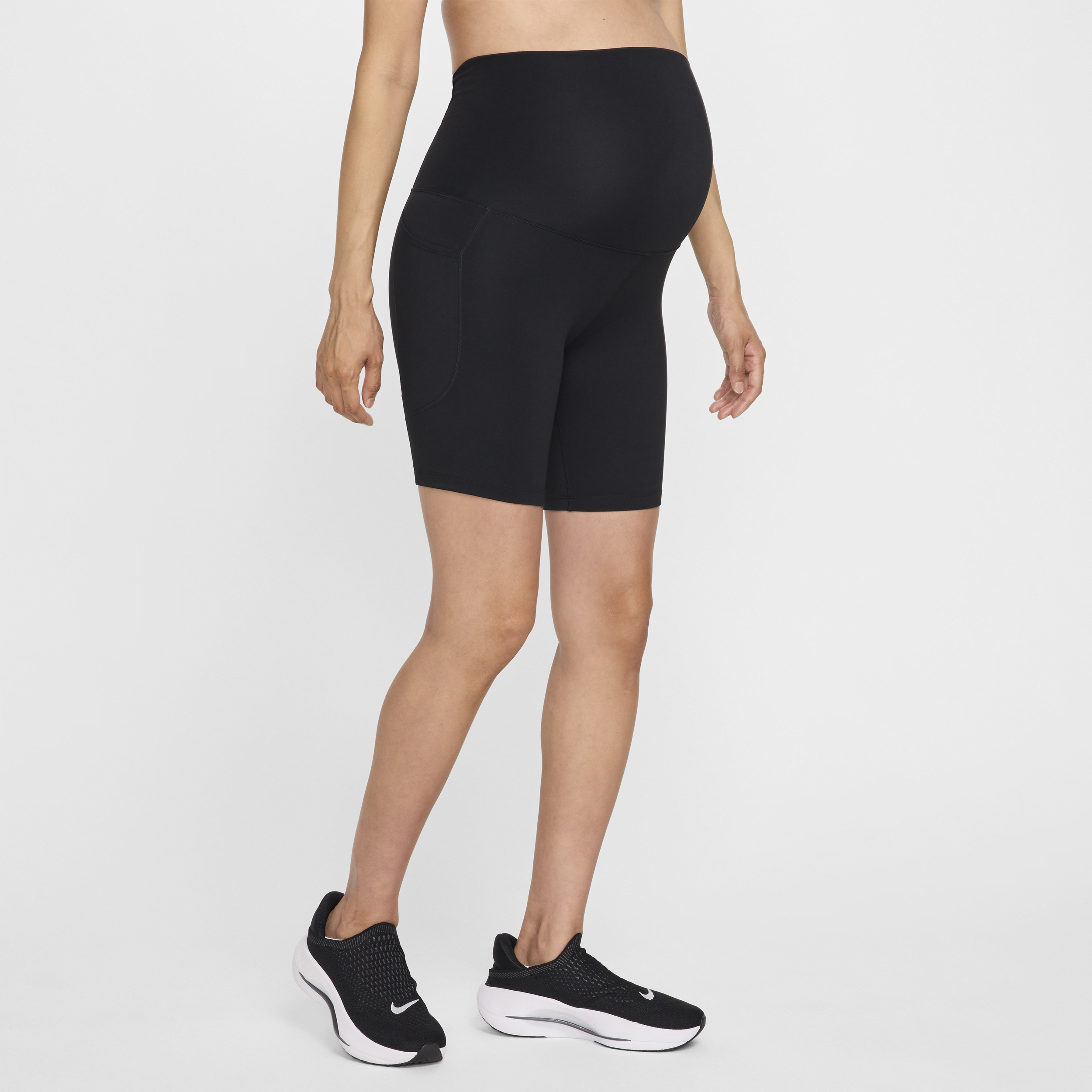 【ナイキ(NIKE)公式ストア】ナイキ (M) ワン ウィメンズ Dri-FIT ハイウエスト 21cm バイカーショートパンツ ポケット付き (マタニティ) FN3248-010 ブラック 【ナイキ(NIKE)公式ストア】ナイキ (M) ワン ウィメンズ Dri-FIT ハイウエスト 21cm バイカーショートパンツ ポケット付き (マタニティ) FN3248-010 ブラック