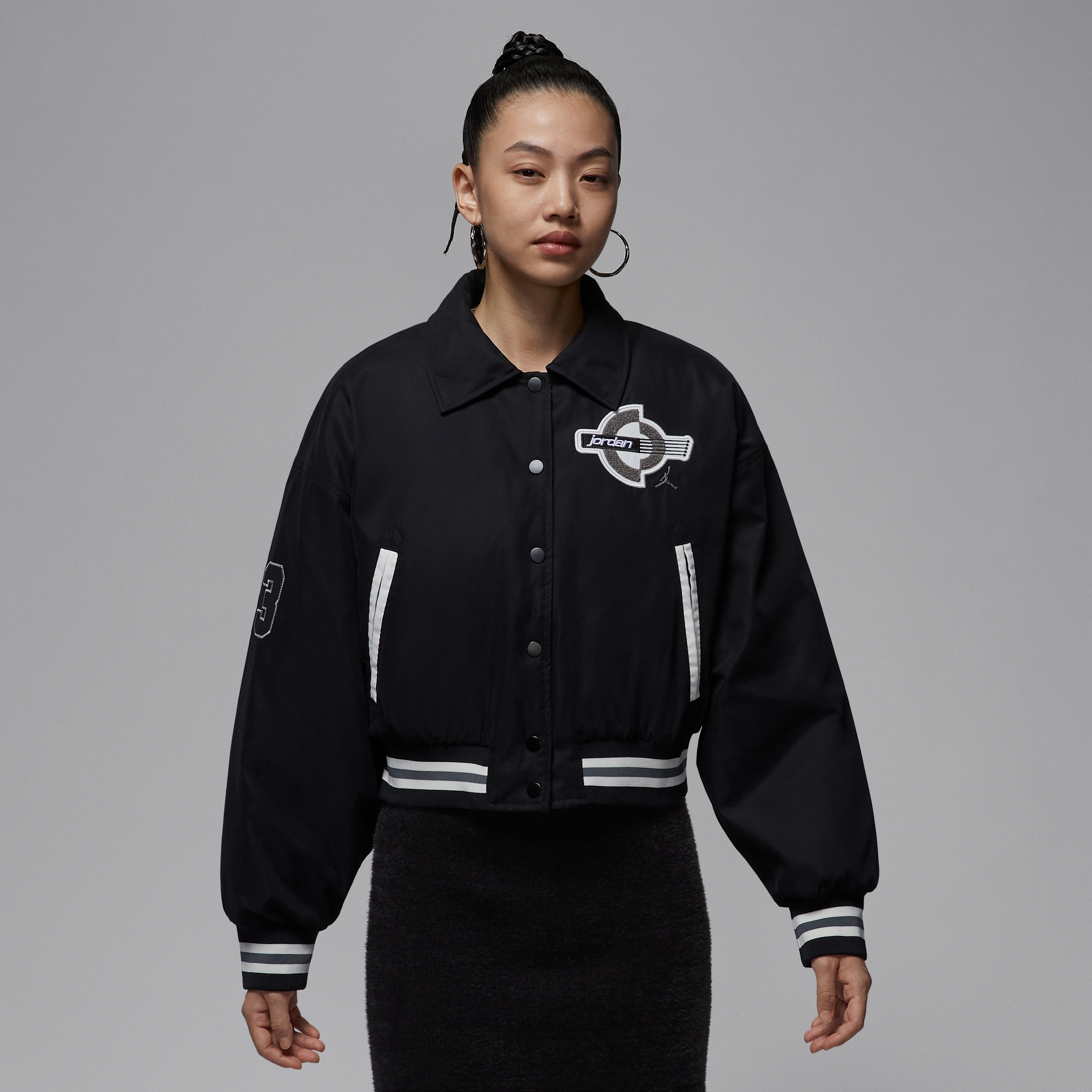 【ナイキ(NIKE)公式ストア】ジョーダン ブルックリン ウィメンズ Therma-FIT バーシティ ジャケット HV0404-010 ブラック 【ナイキ(NIKE)公式ストア】ジョーダン ブルックリン ウィメンズ Therma-FIT バーシティ ジャケット HV0404-010 ブラック