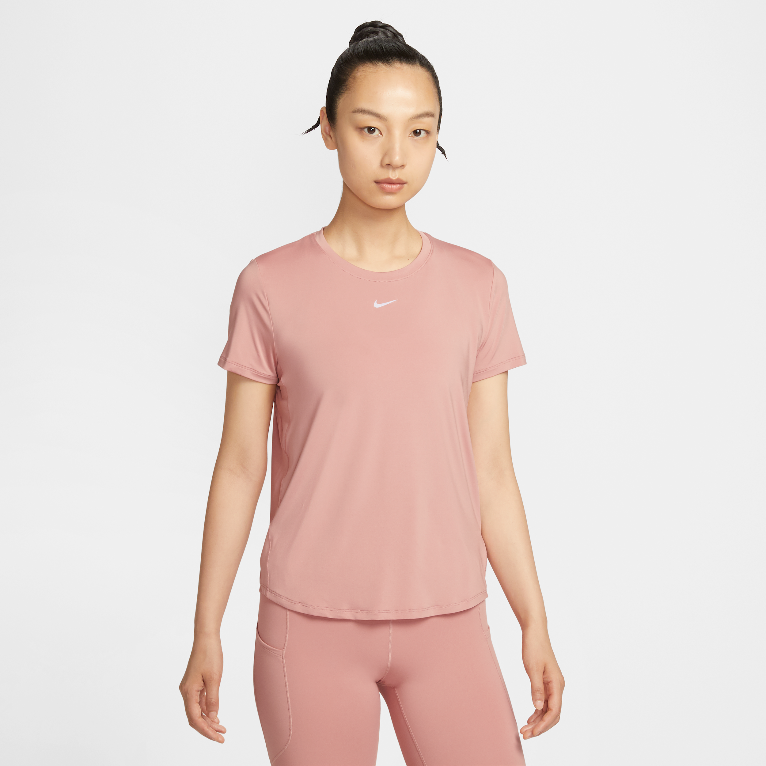 【ナイキ(NIKE)公式ストア】ナイキ ワン クラシック ウィメンズ Dri-FIT ショートスリーブ トップ FN2799-685 ピンク 【ナイキ(NIKE)公式ストア】ナイキ ワン クラシック ウィメンズ Dri-FIT ショートスリーブ トップ FN2799-685 ピンク
