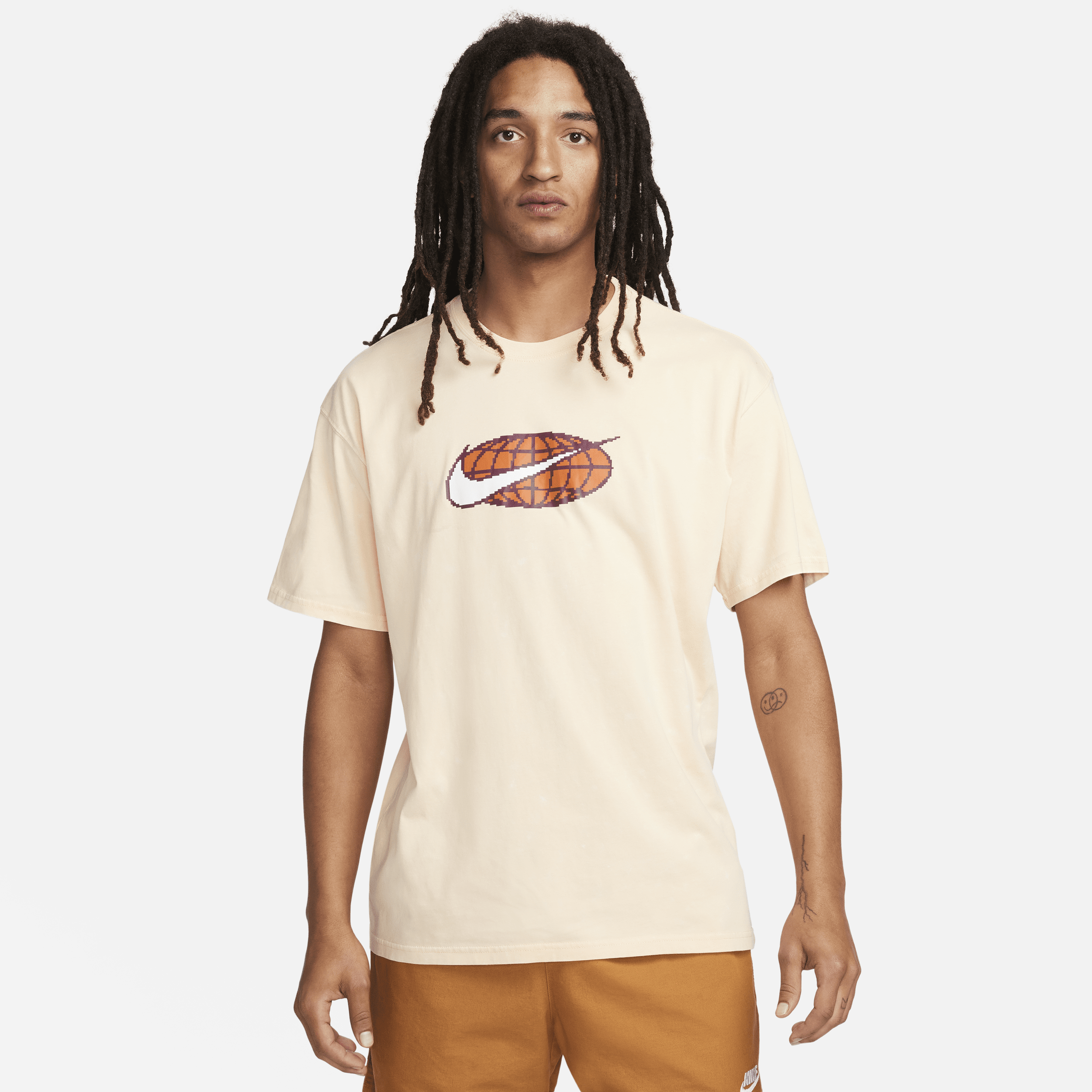 Nike Sportswear Max90 T-shirt voor heren - Oranje