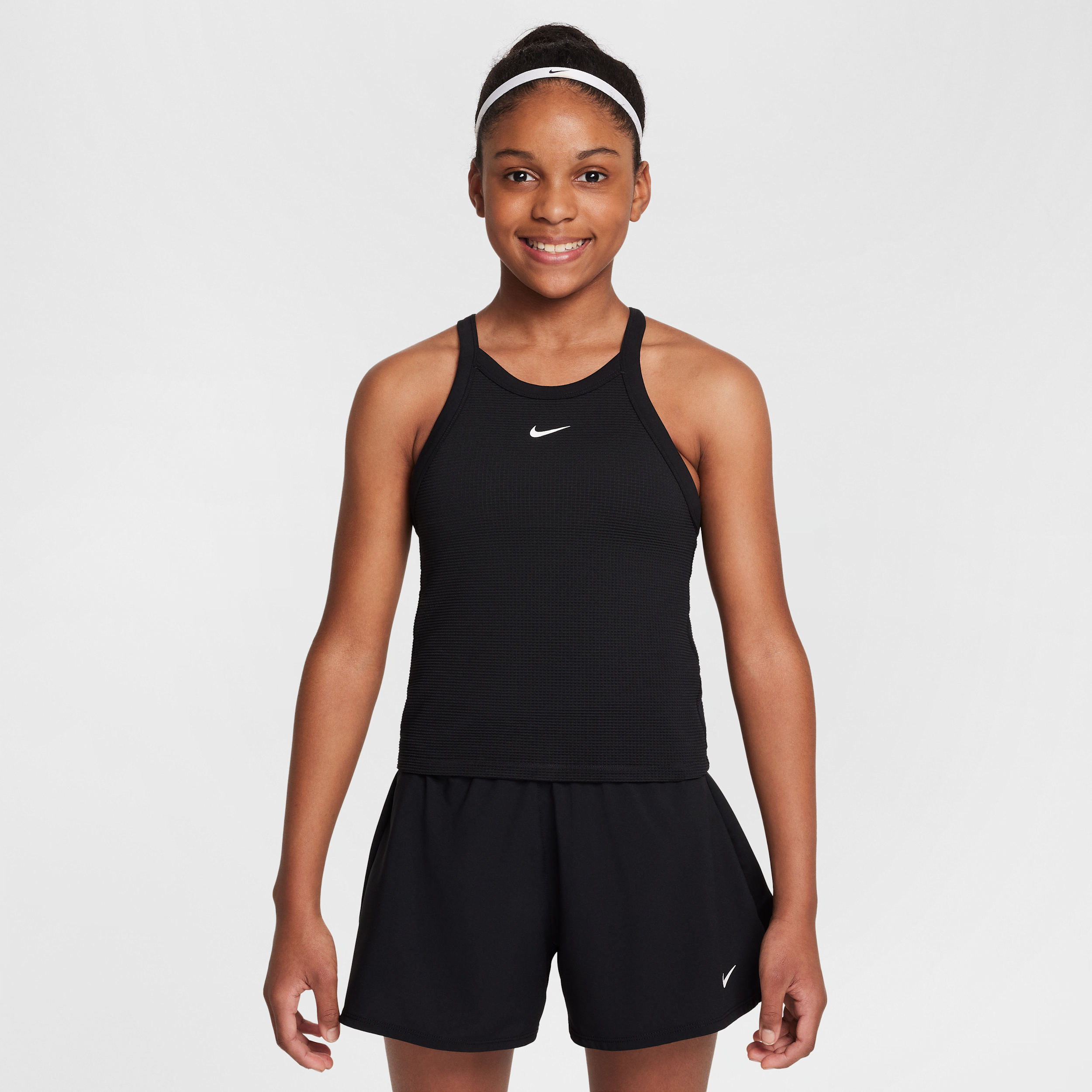 【ナイキ(NIKE)公式ストア】ナイキ ガールズ ハイネック タンクトップ HJ4252-010 ブラック 【ナイキ(NIKE)公式ストア】ナイキ ガールズ ハイネック タンクトップ HJ4252-010 ブラック