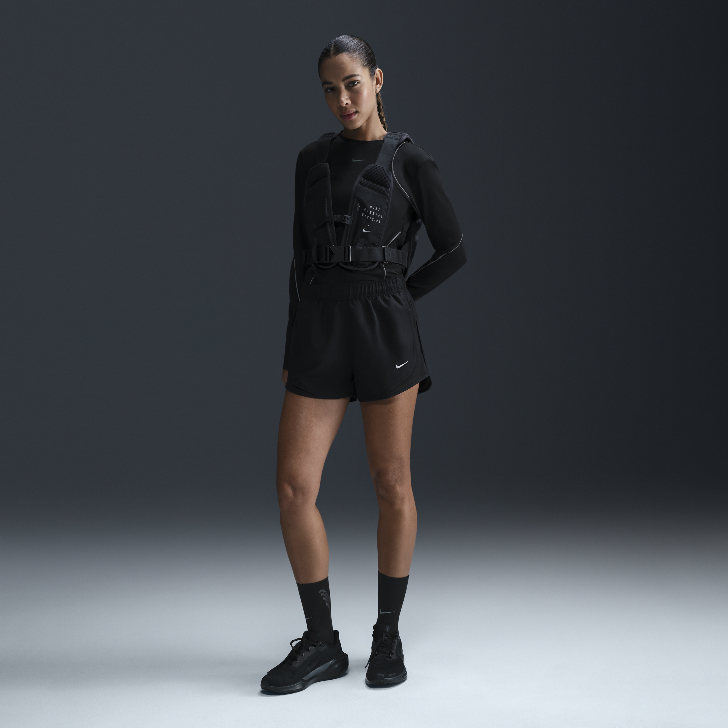 Nike Tempo Pantalón corto de running de talle medio con malla interior Dri-FIT - Mujer - Negro