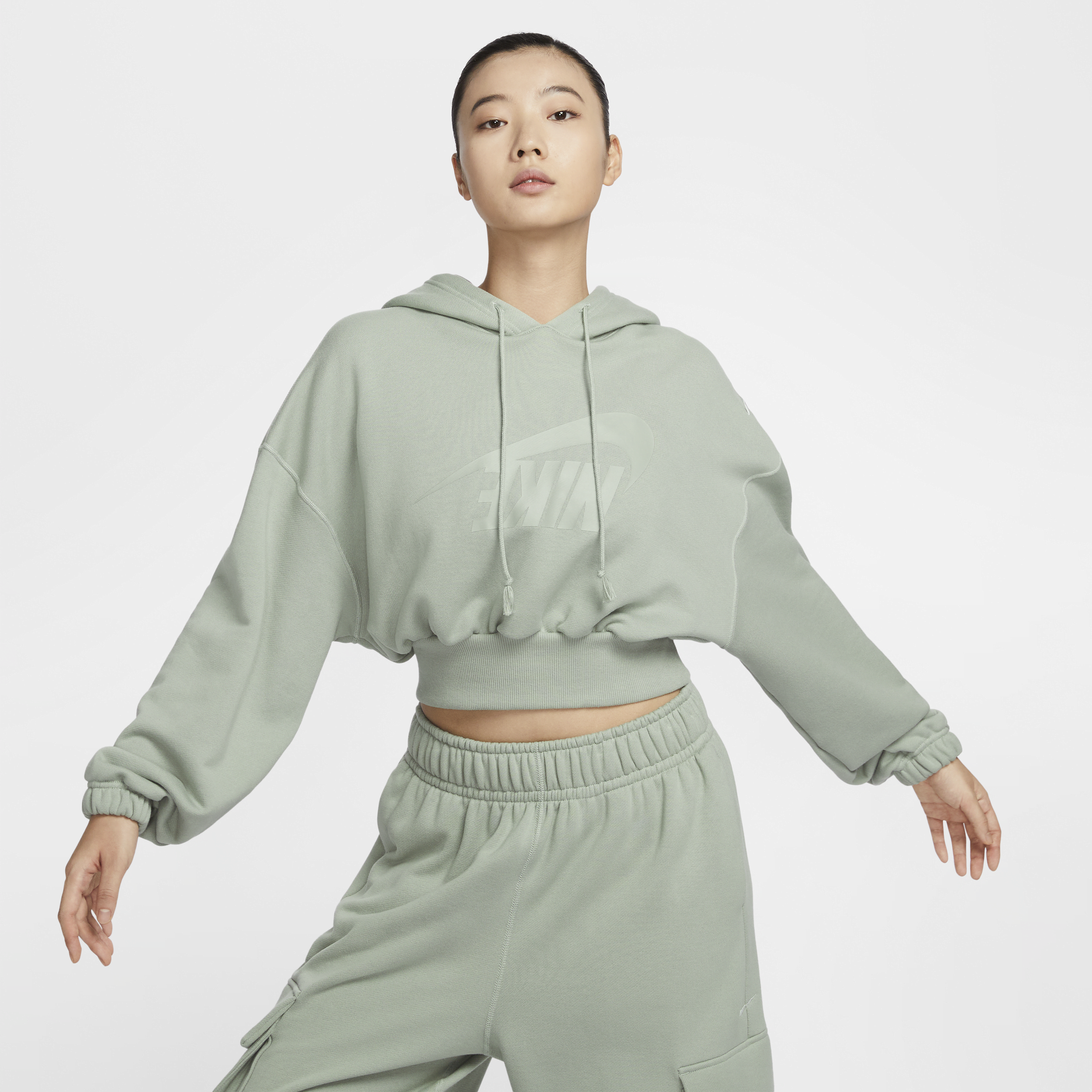 【ナイキ(NIKE)公式ストア】ナイキ スポーツウェア ウィメンズ オーバーサイズド クロップド フレンチテリー プルオーバー パーカー FV7778-370 グリーン 【ナイキ(NIKE)公式ストア】ナイキ スポーツウェア ウィメンズ オーバーサイズド クロップド フレンチテリー プルオーバー パーカー FV7778-370 グリーン