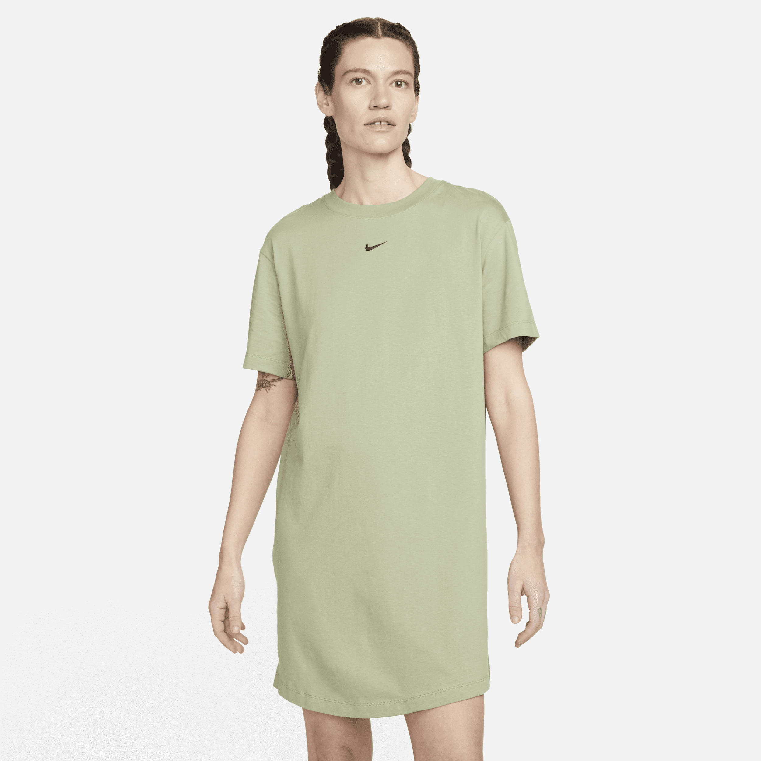 Oversized, maskinstrikket Nike Sportswear-T-shirt til kvinder - grøn