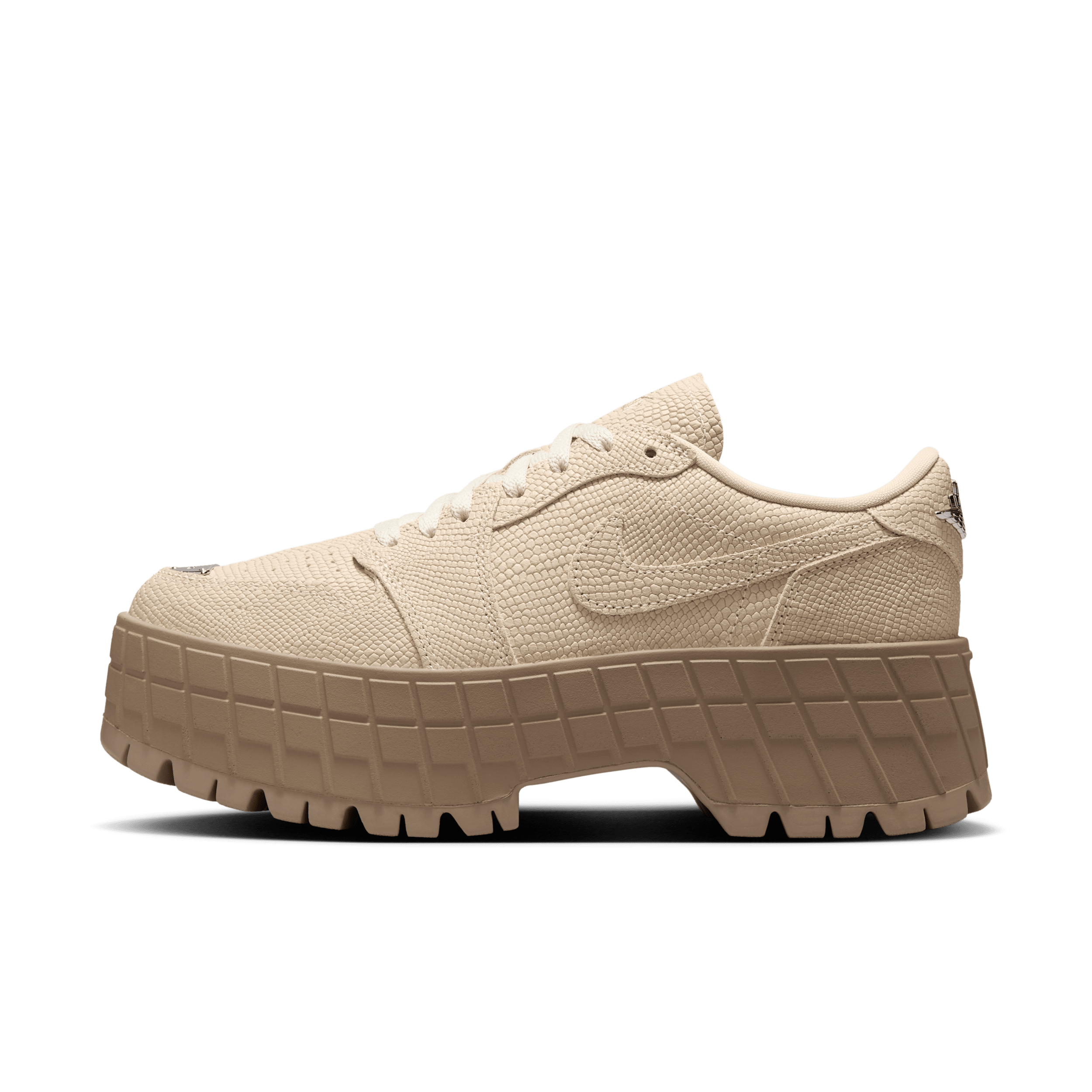 【ナイキ(NIKE)公式ストア】エア ジョーダン 1 ブルックリン LOW ウィメンズシューズ HF3184-200 ブラウン 【ナイキ(NIKE)公式ストア】エア ジョーダン 1 ブルックリン LOW ウィメンズシューズ HF3184-200 ブラウン