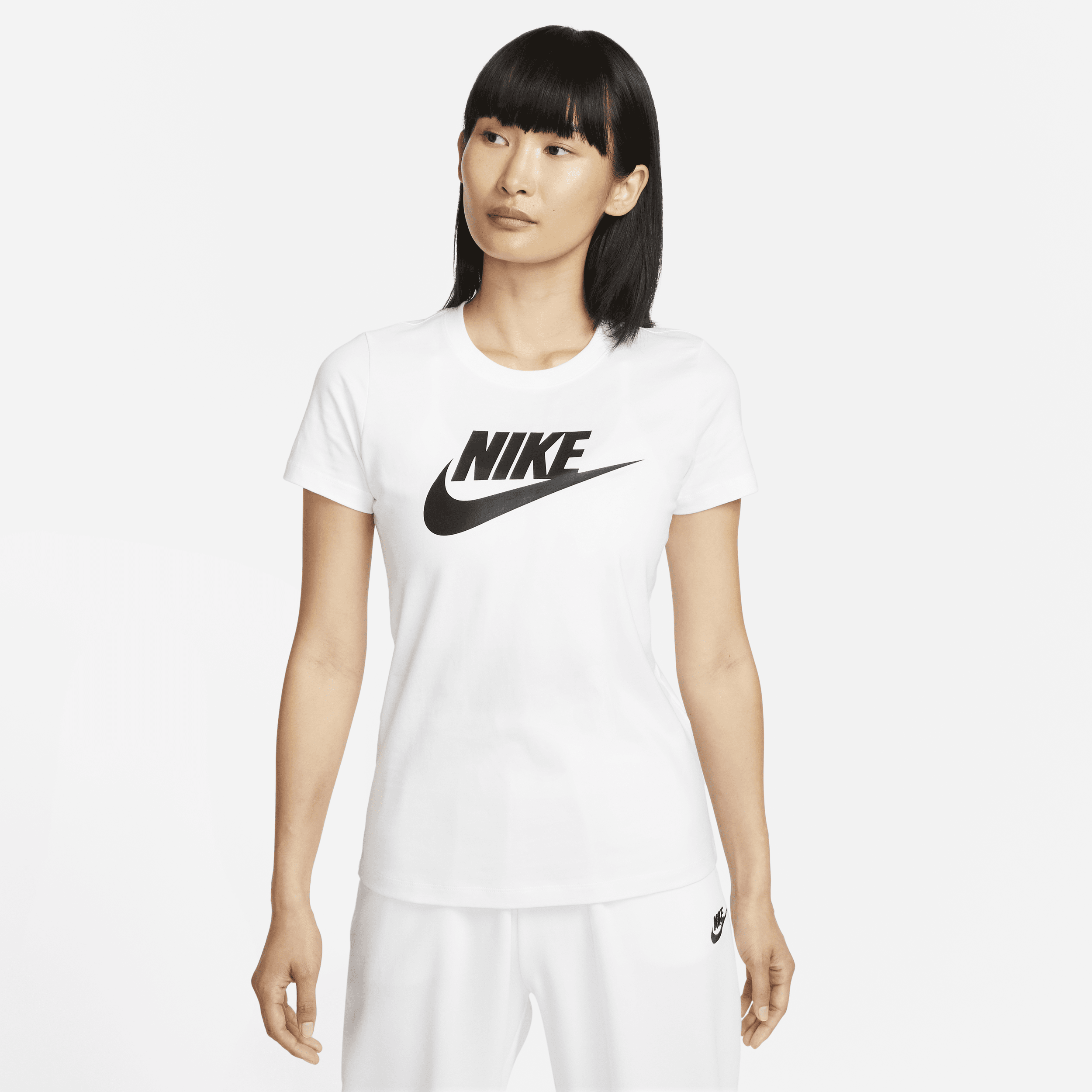 【ナイキ(NIKE)公式ストア】ナイキ スポーツウェア エッセンシャル ウィメンズ ロゴ Tシャツ DV6095-100 ホワイト 【ナイキ(NIKE)公式ストア】ナイキ スポーツウェア エッセンシャル ウィメンズ ロゴ Tシャツ DV6095-100 ホワイト