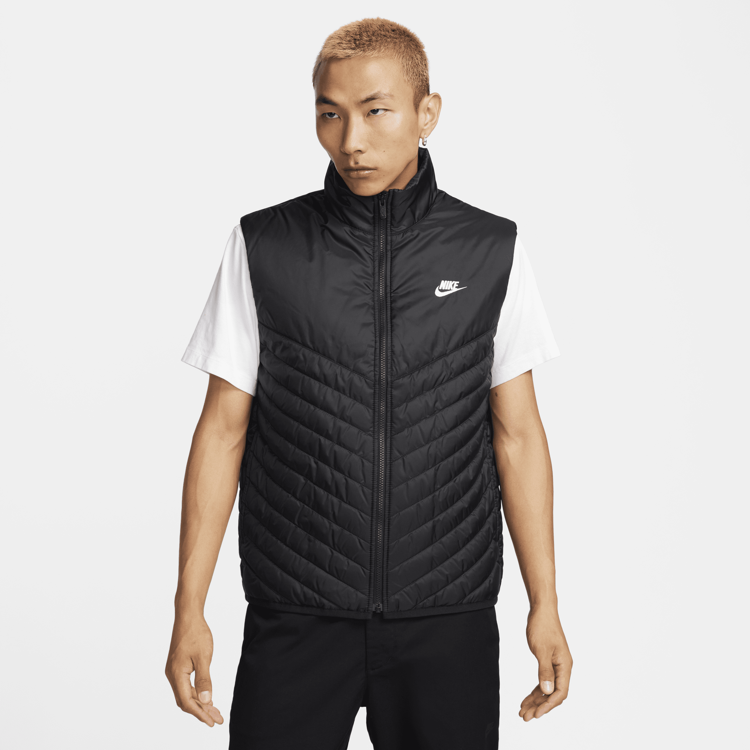 【ナイキ(NIKE)公式ストア】ナイキ Therma-FIT ウィンドランナー メンズ ミッドウェイト パファー ベスト FB8202-011 ブラック 【ナイキ(NIKE)公式ストア】ナイキ Therma-FIT ウィンドランナー メンズ ミッドウェイト パファー ベスト FB8202-011 ブラック
