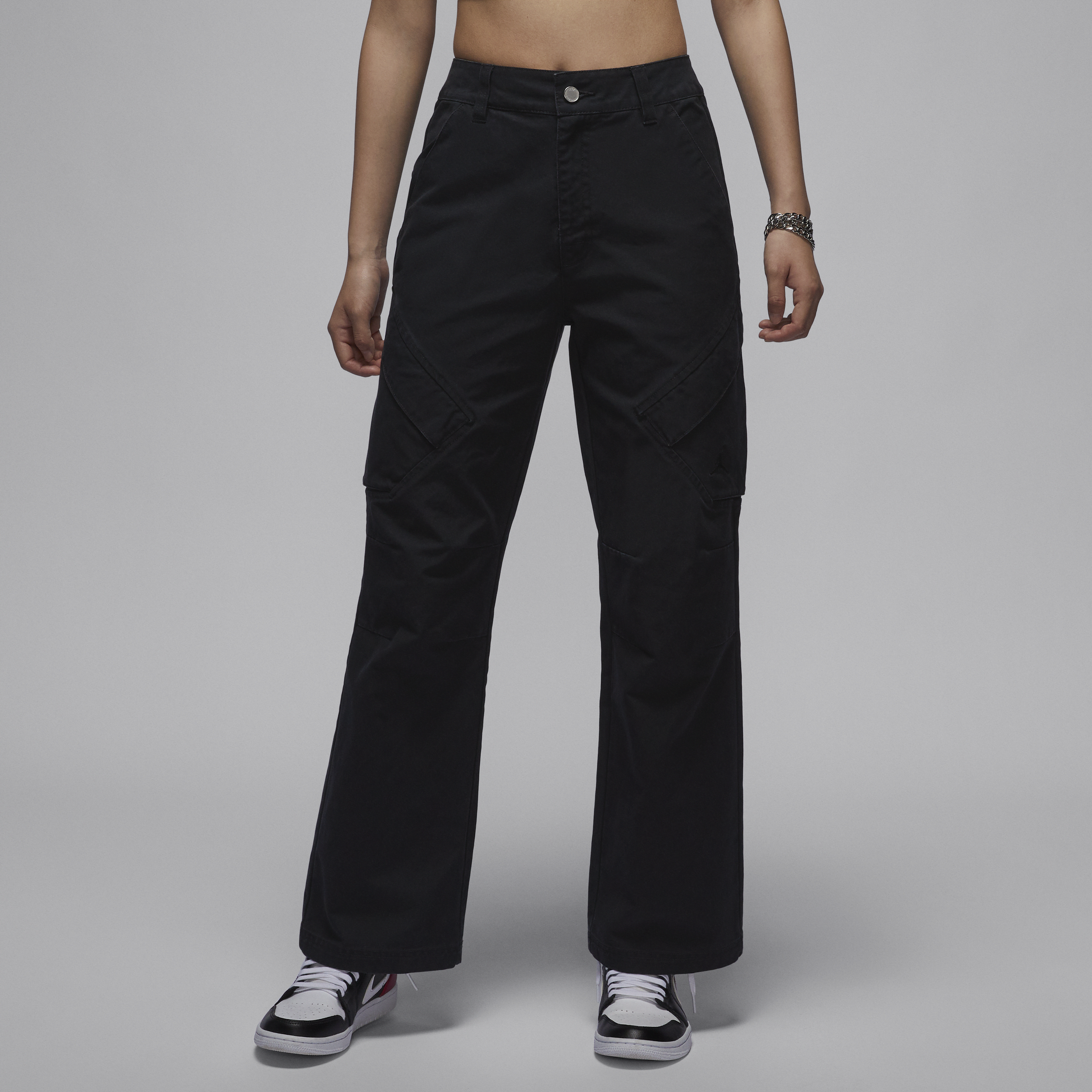 【ナイキ(NIKE)公式ストア】ジョーダン シカゴ ウィメンズパンツ FV7099-010 ブラック 【ナイキ(NIKE)公式ストア】ジョーダン シカゴ ウィメンズパンツ FV7099-010 ブラック