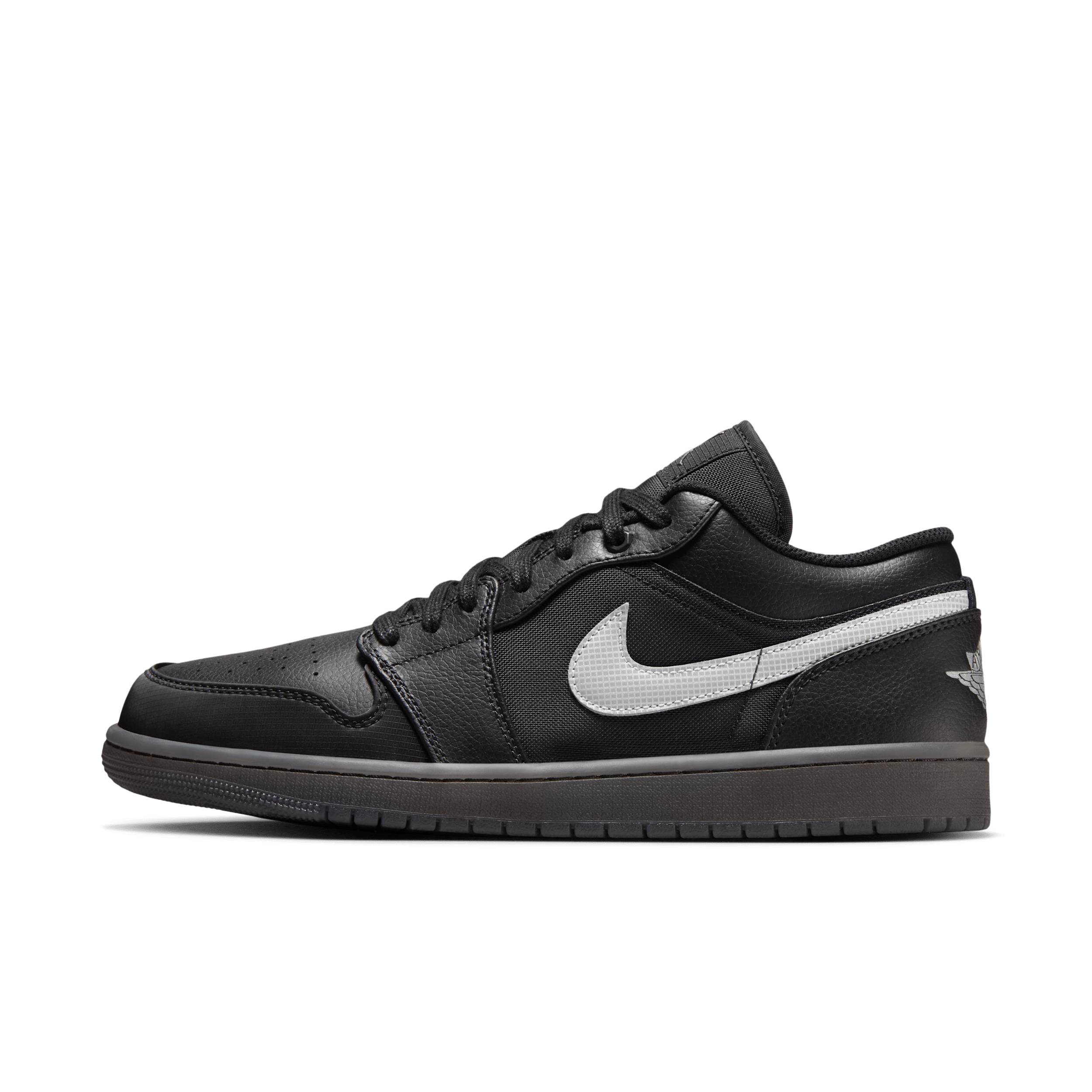 【ナイキ(NIKE)公式ストア】エア ジョーダン 1 LOW SE メンズシューズ HV5968-001 ブラック 【ナイキ(NIKE)公式ストア】エア ジョーダン 1 LOW SE メンズシューズ HV5968-001 ブラック