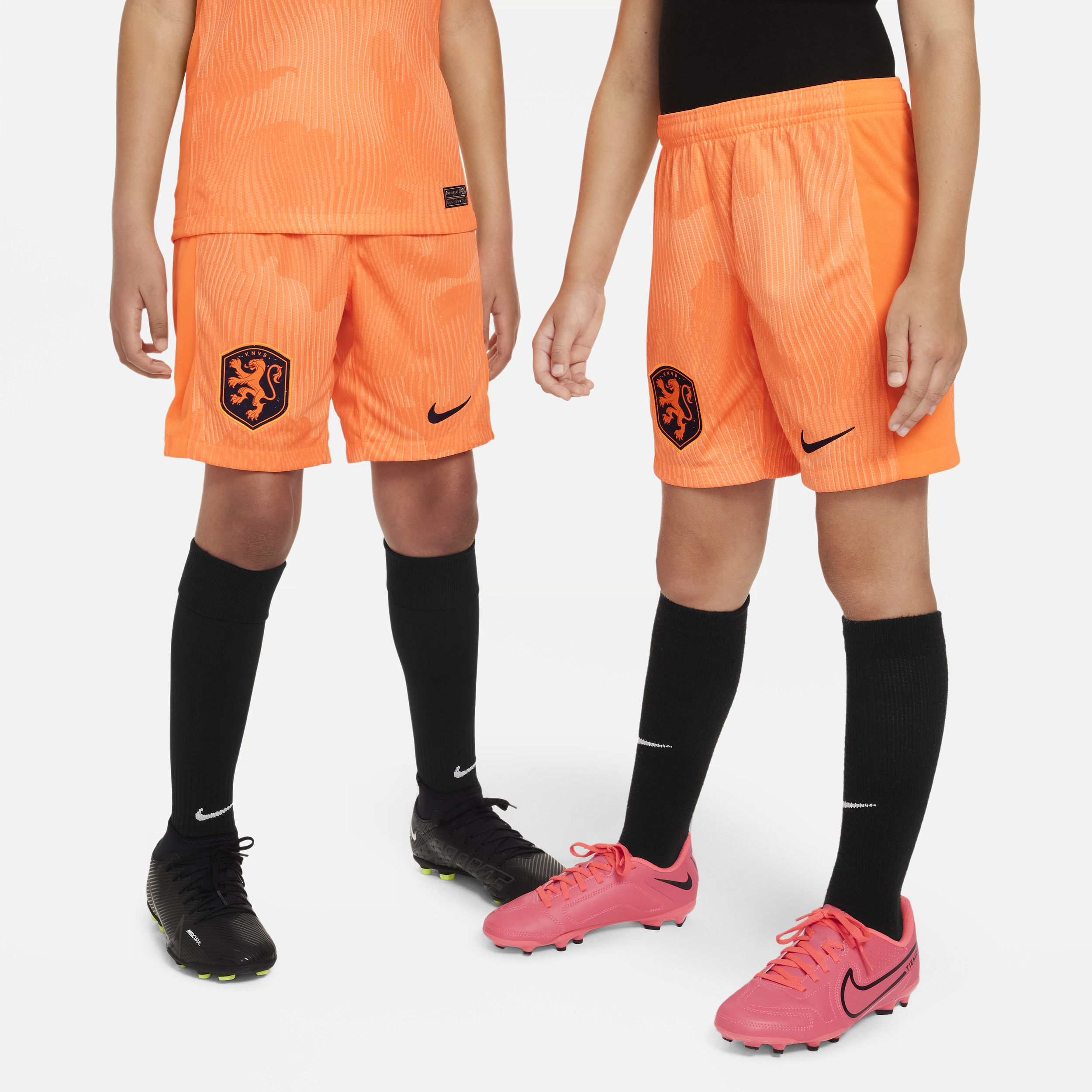Netherlands 2023 Stadium Home Nike Dri-FIT-fodboldshorts til større børn - Orange