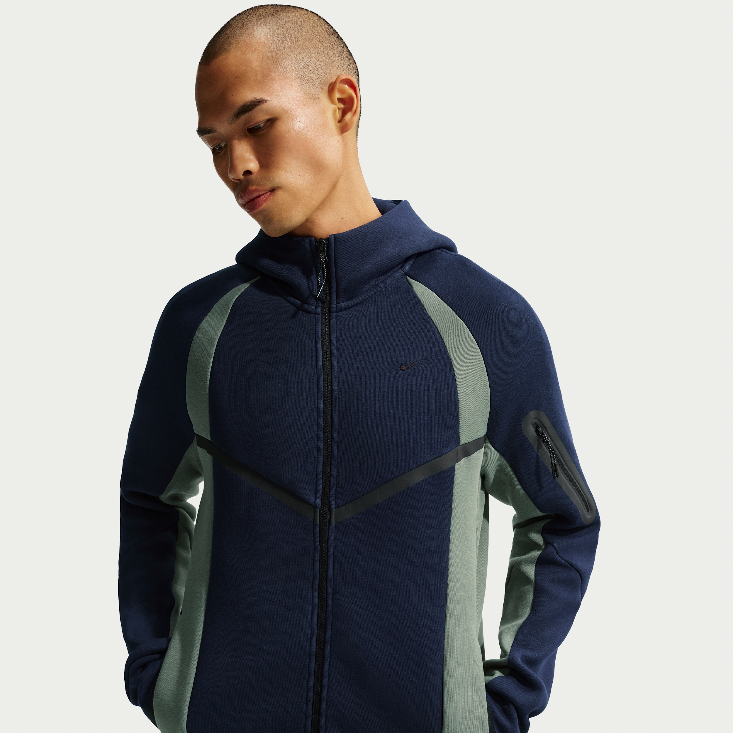 【ナイキ(NIKE)公式ストア】ナイキ テック メンズ フルジップ フリース ウィンドランナー ジャケット IF1326-437 ブルー 【ナイキ(NIKE)公式ストア】ナイキ テック メンズ フルジップ フリース ウィンドランナー ジャケット IF1326-437 ブルー